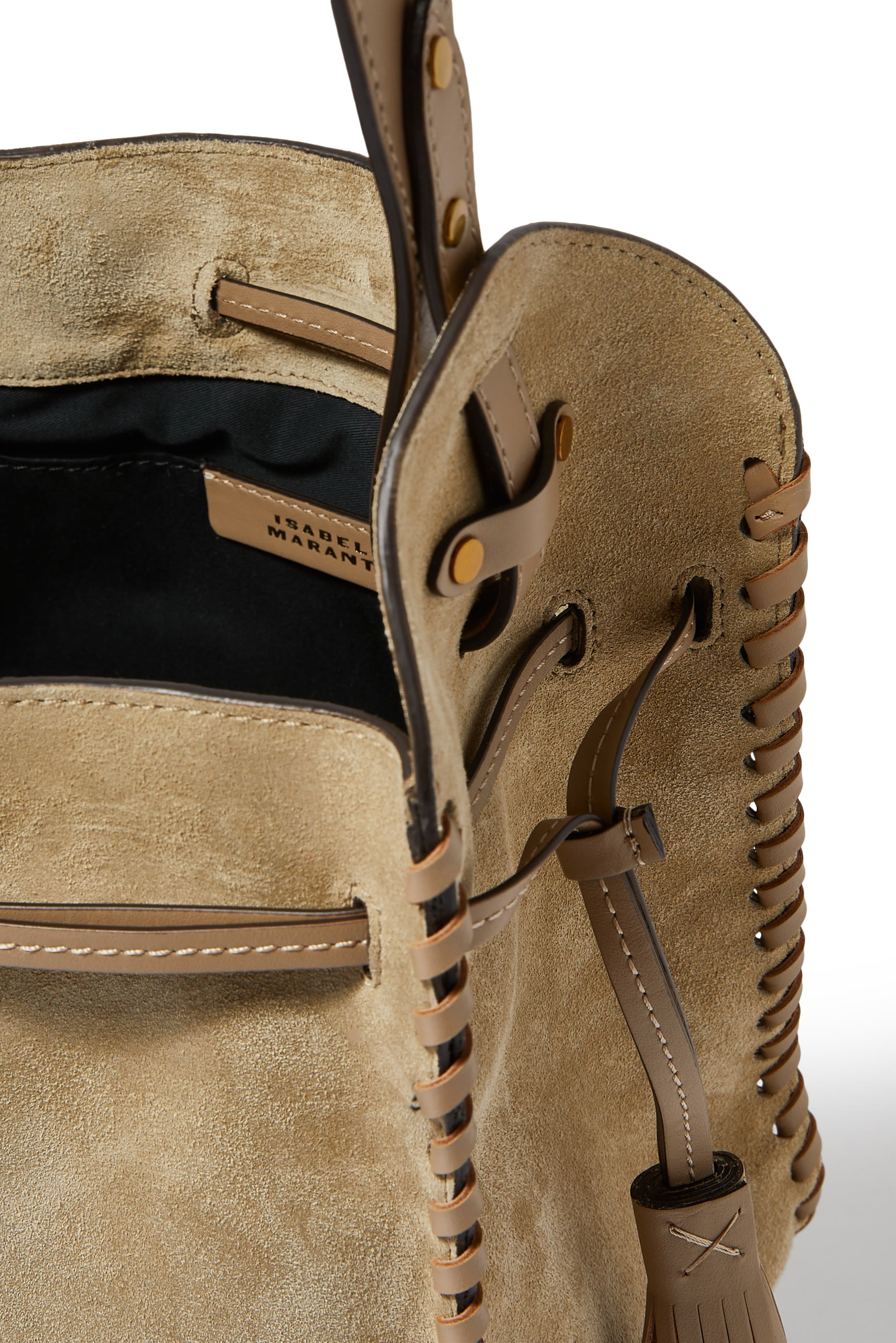 حقيبة باكيت سيلاو