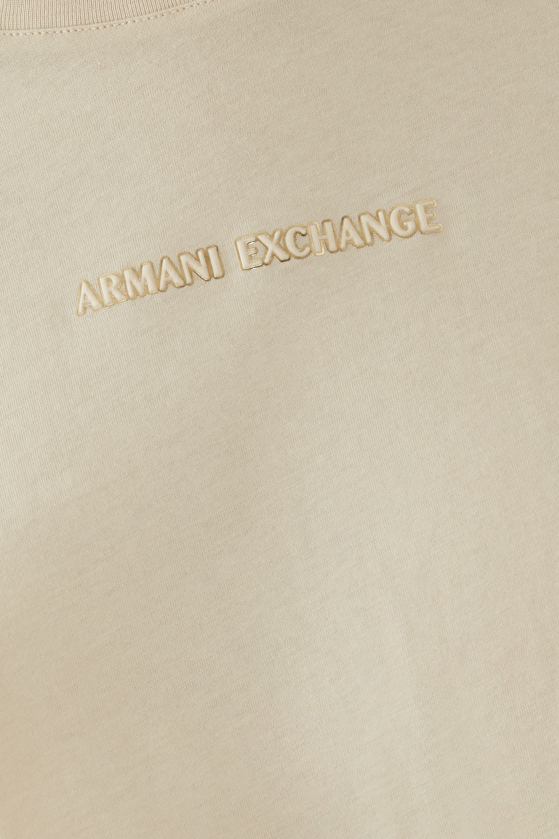 تيشيرت بشعار الماركة