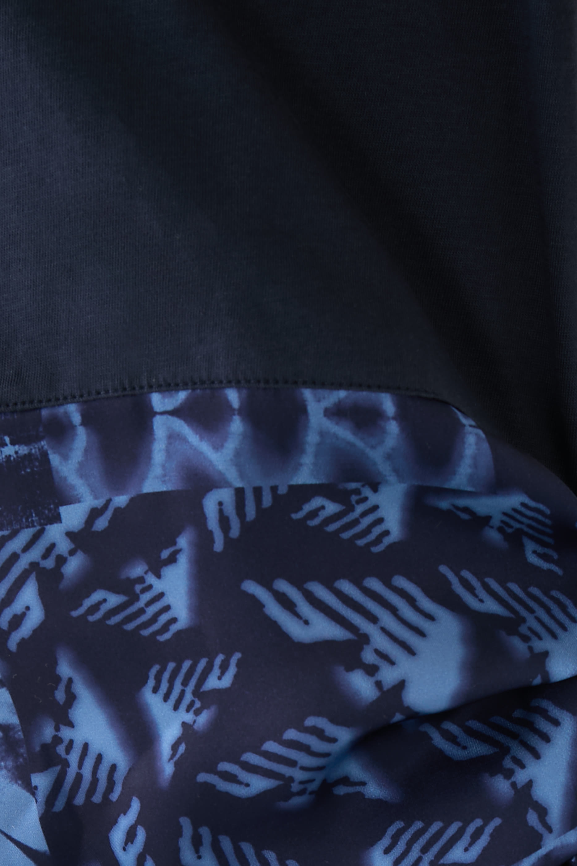 تيشيرت بحافة بتصميم وشاح قطن جيرسيه