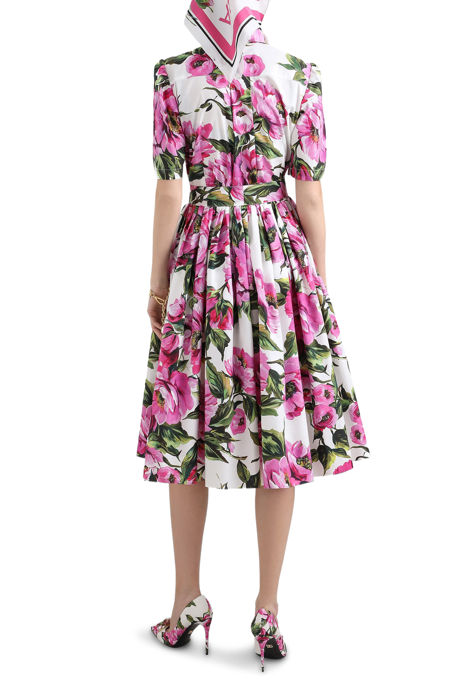 فستان بطبعات زهور