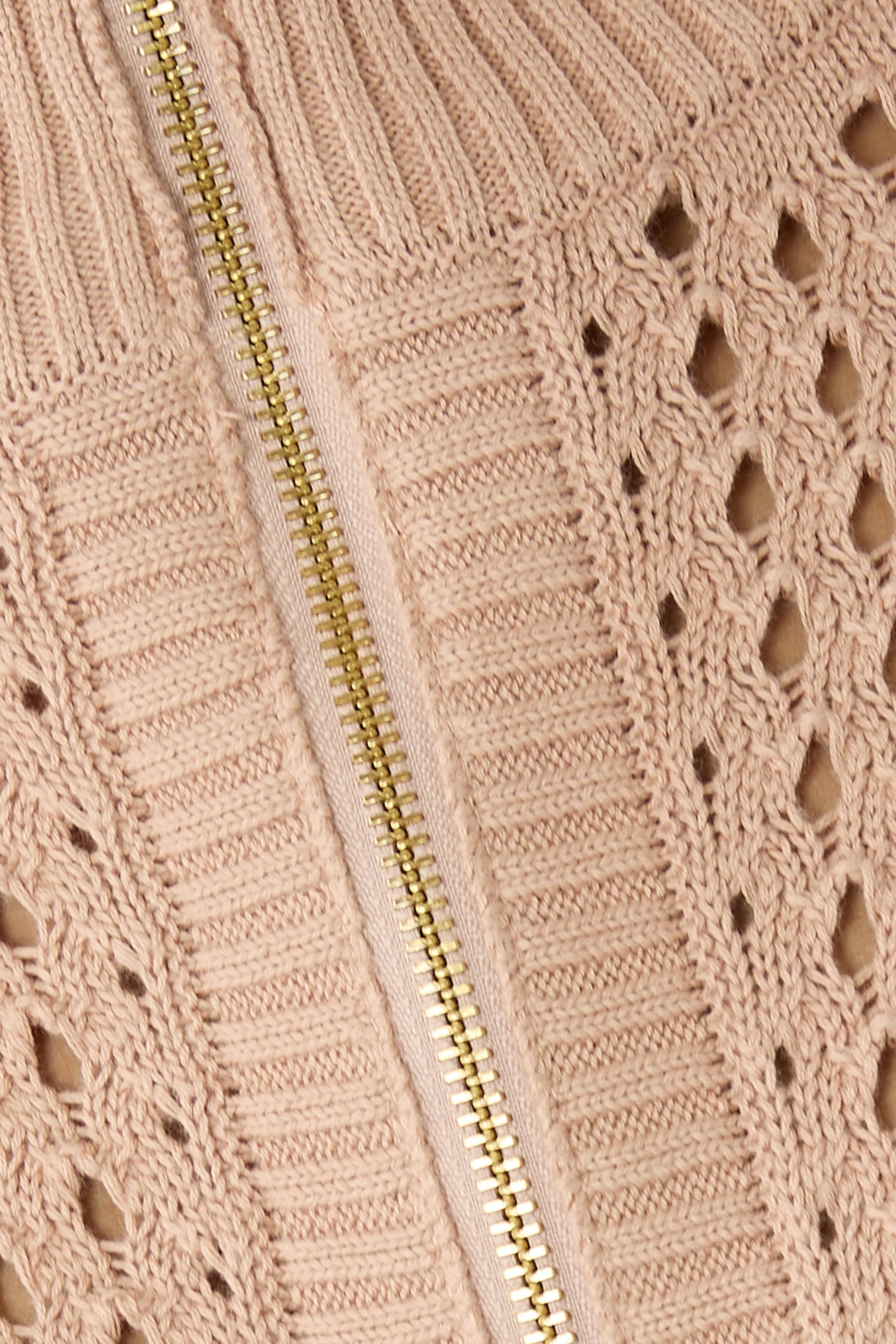 فيست غاينز منسوج بنصف سحاب