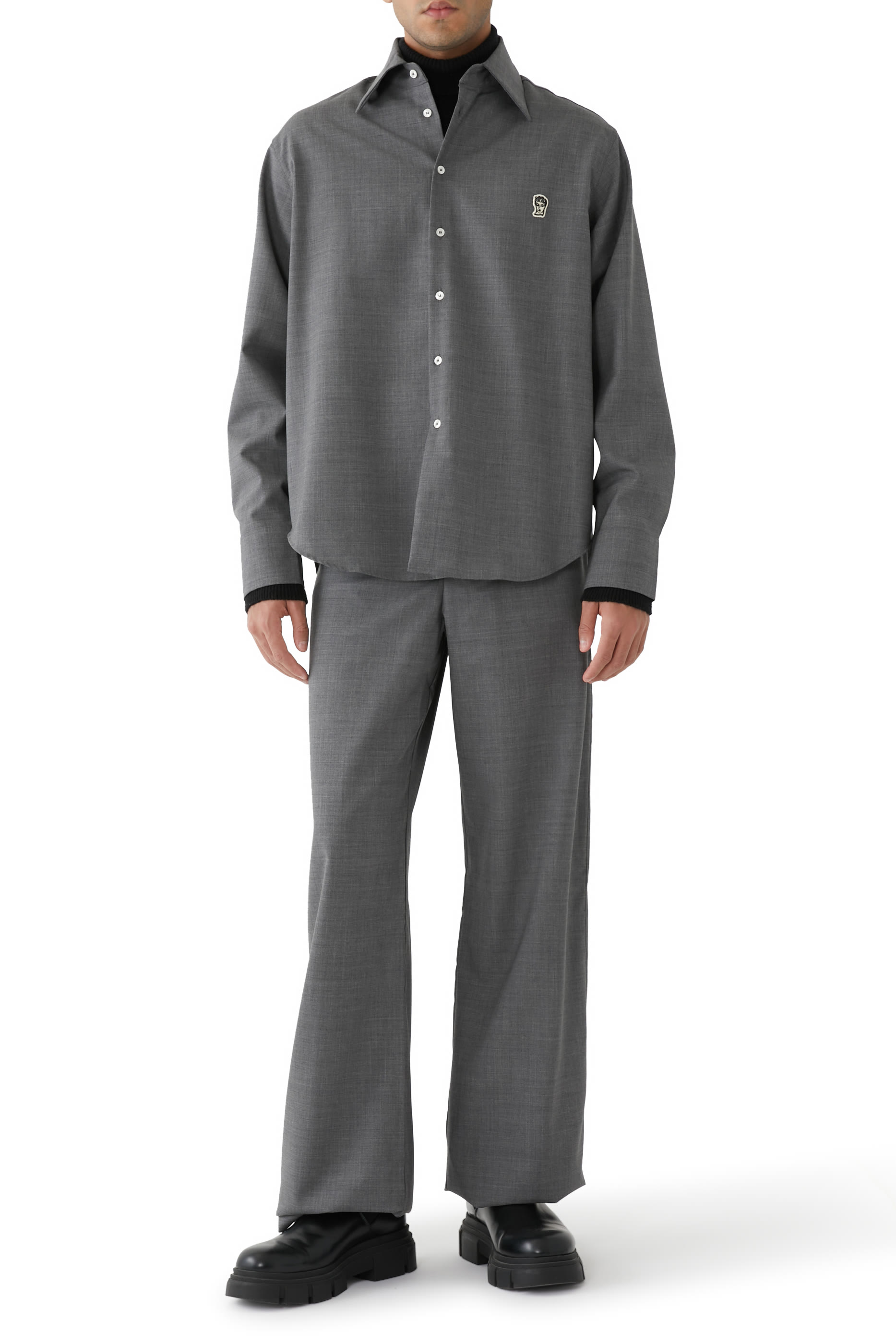 بنطال ويليام