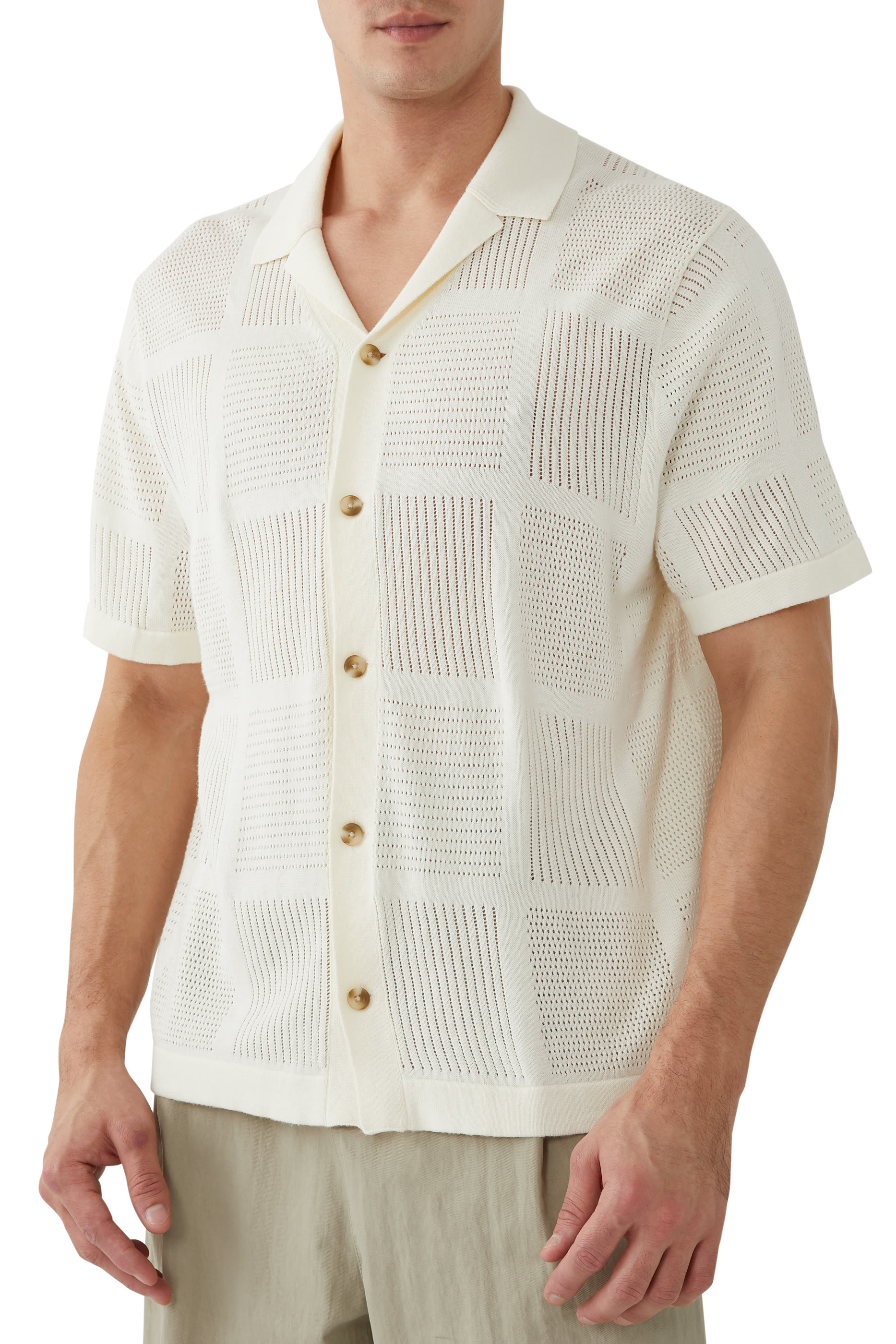 قميص بأكمام قصيرة برقعة بونتيل