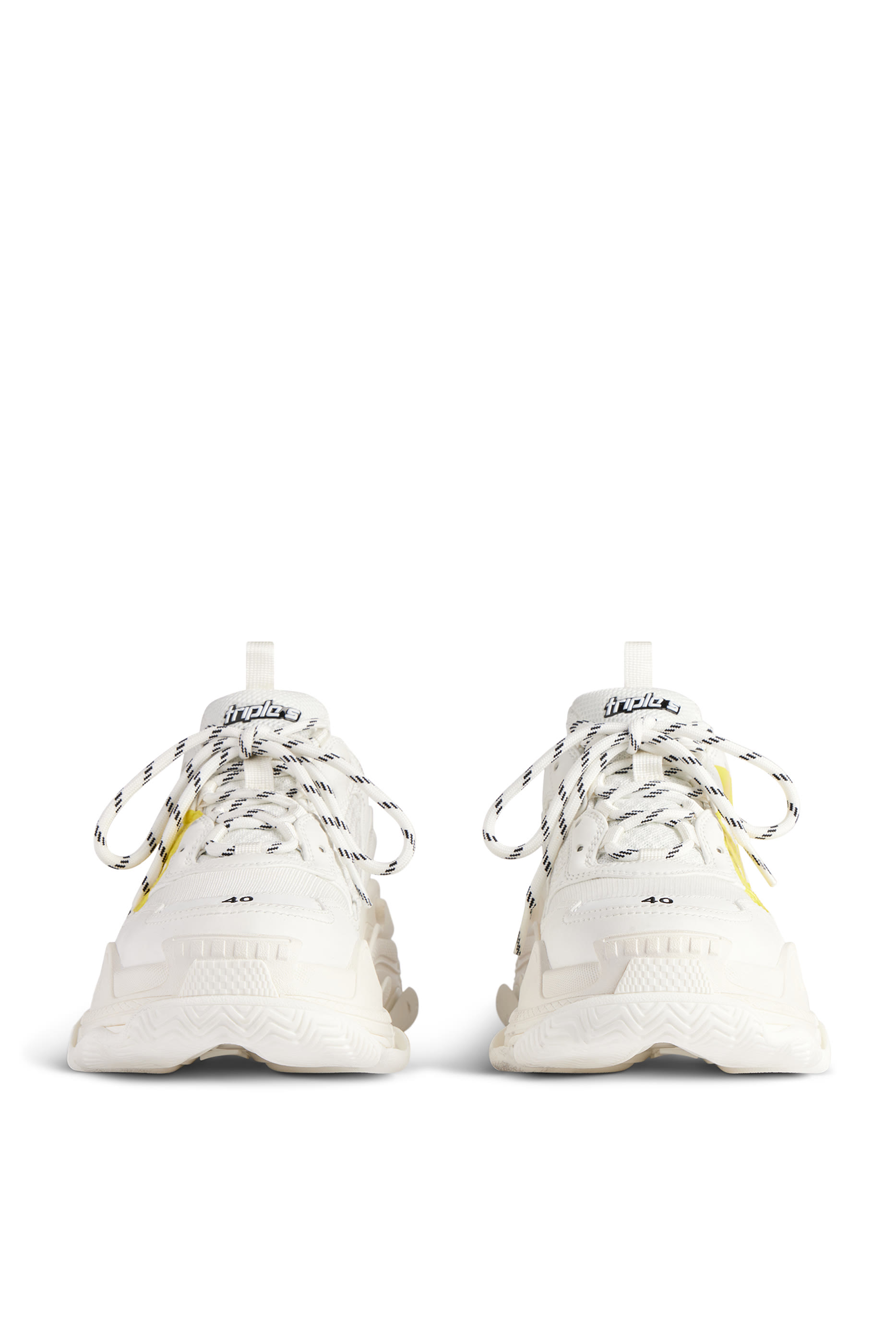 سنيكرز تريبل إس تايب بأشرطة