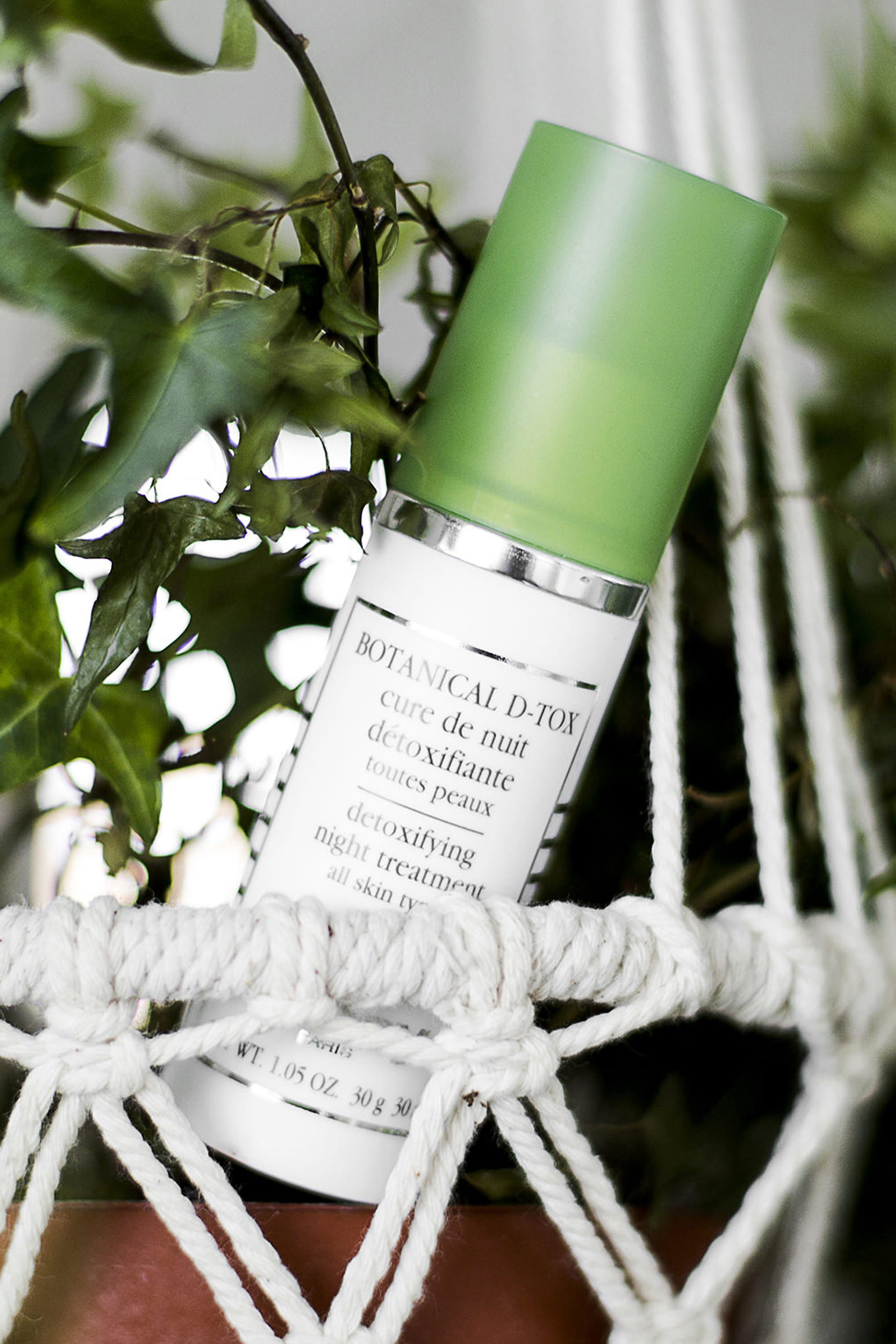 مستحضر علاجي ليلي بوتانيكل ديتوكس