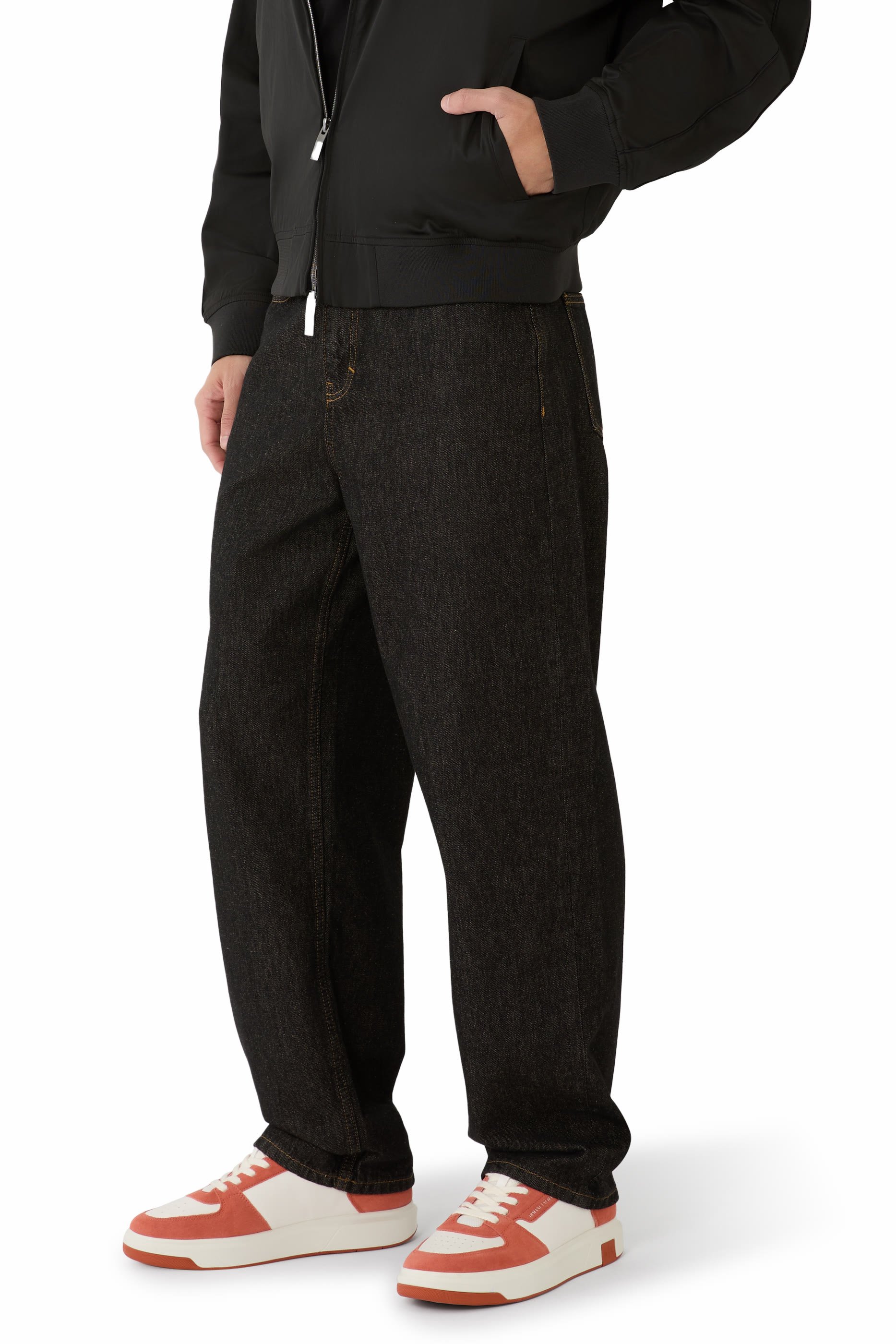 سنيكرز فينيس بشعار الماركة