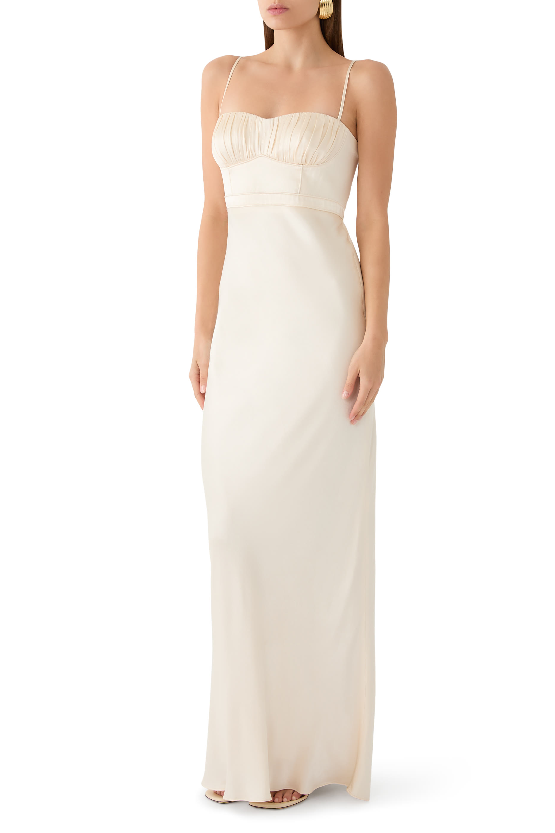 فستان طويل لا لون كوردد مزين بكشكش