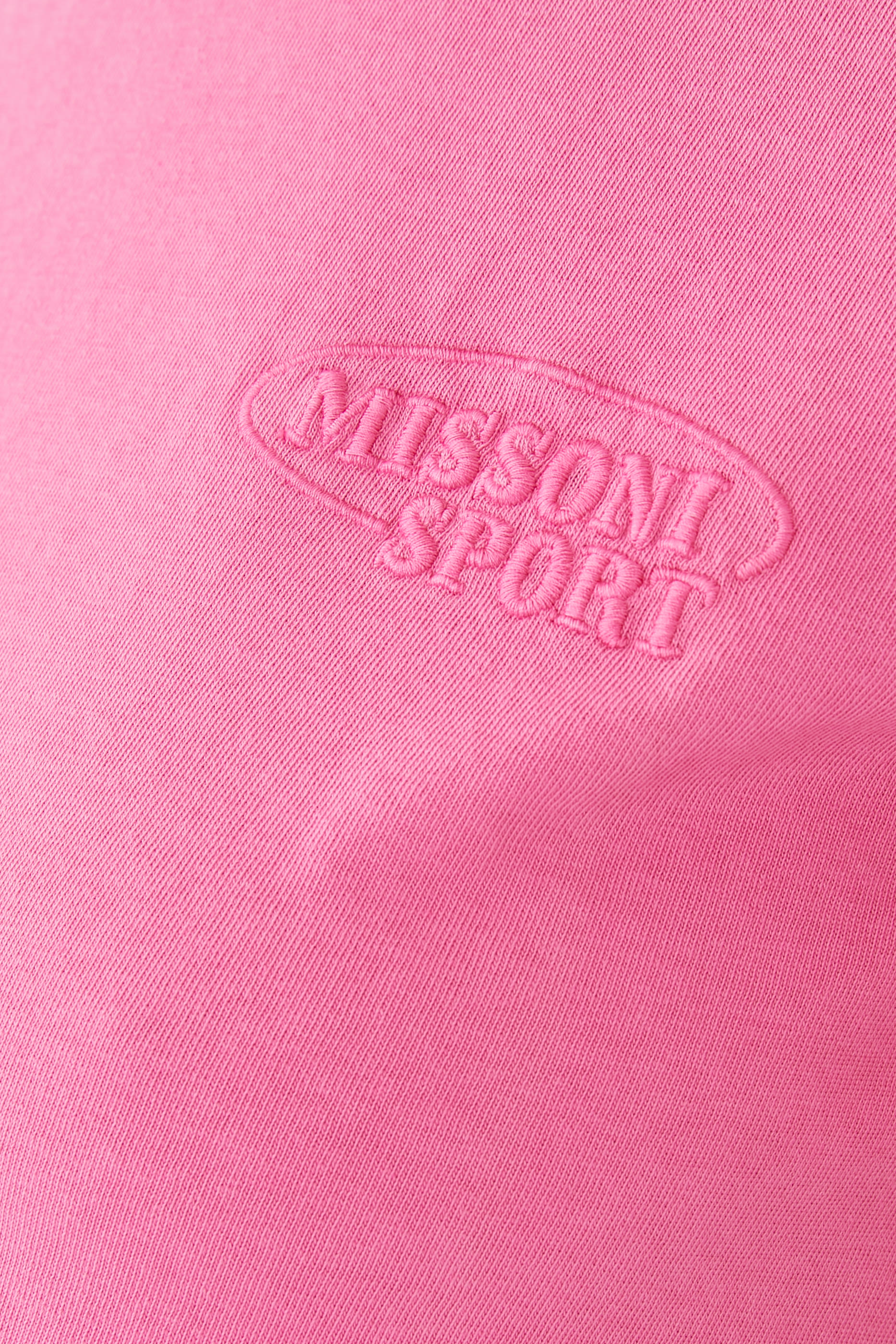 تيشيرت رياضي بياقة مستديرة