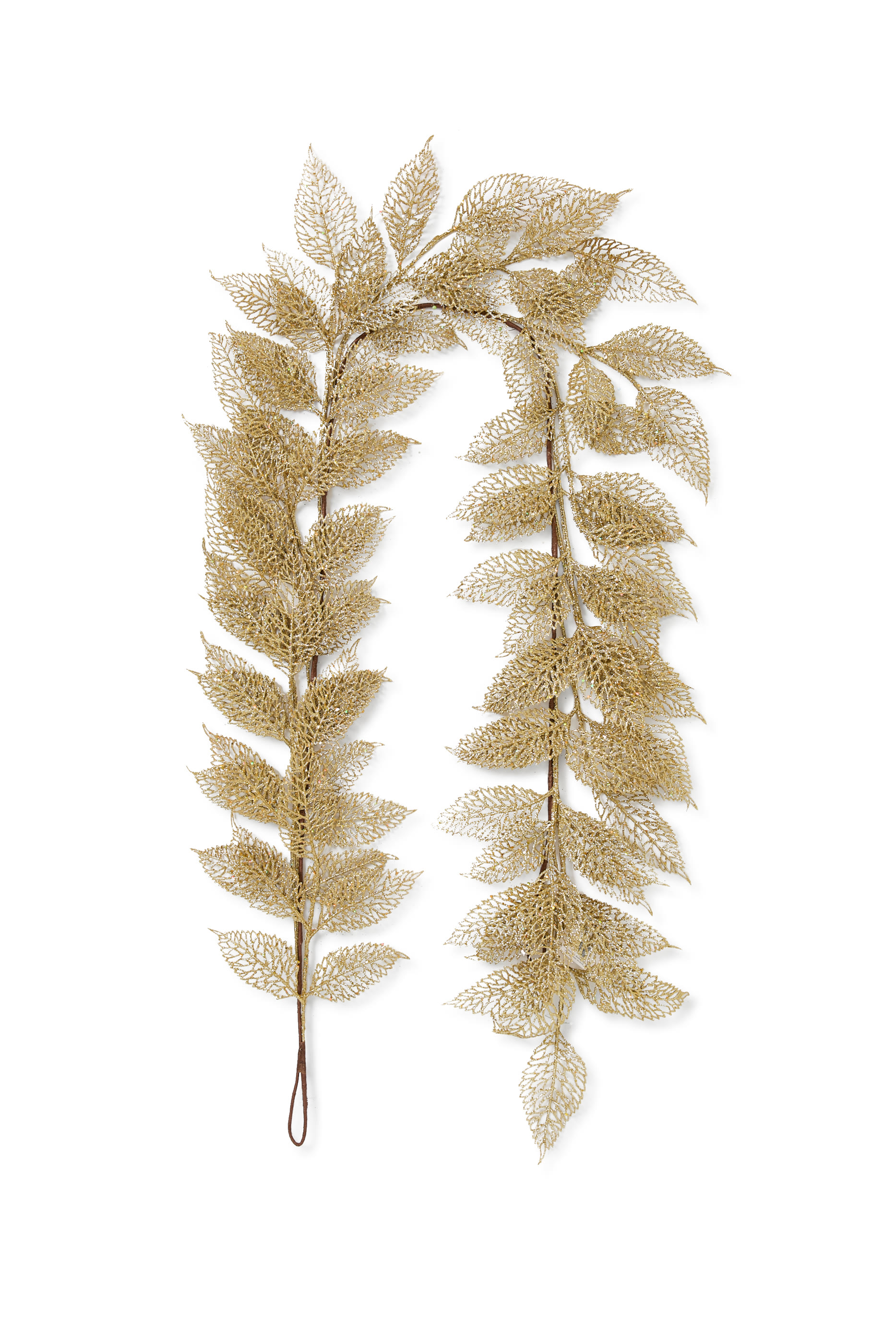 زينة بتصميم إكليل أوراق بفتحات