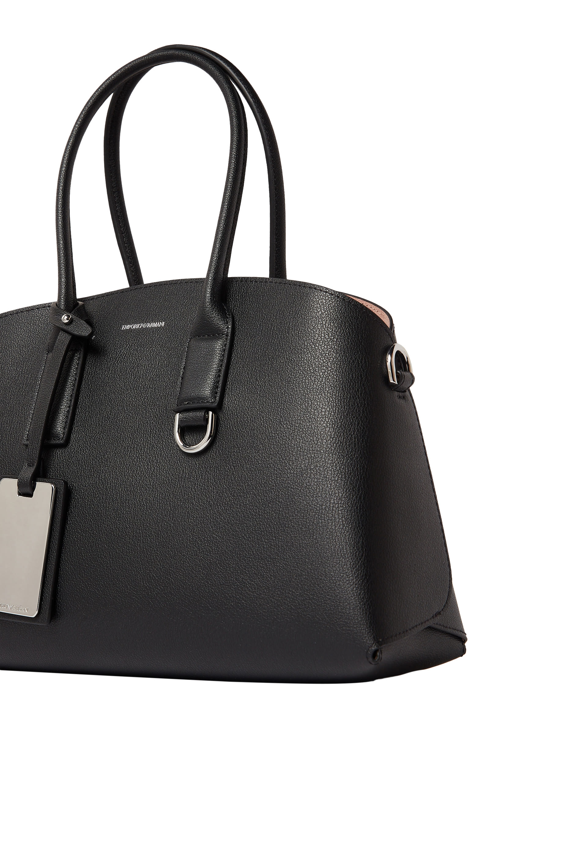 حقيبة يد بشعار الماركة