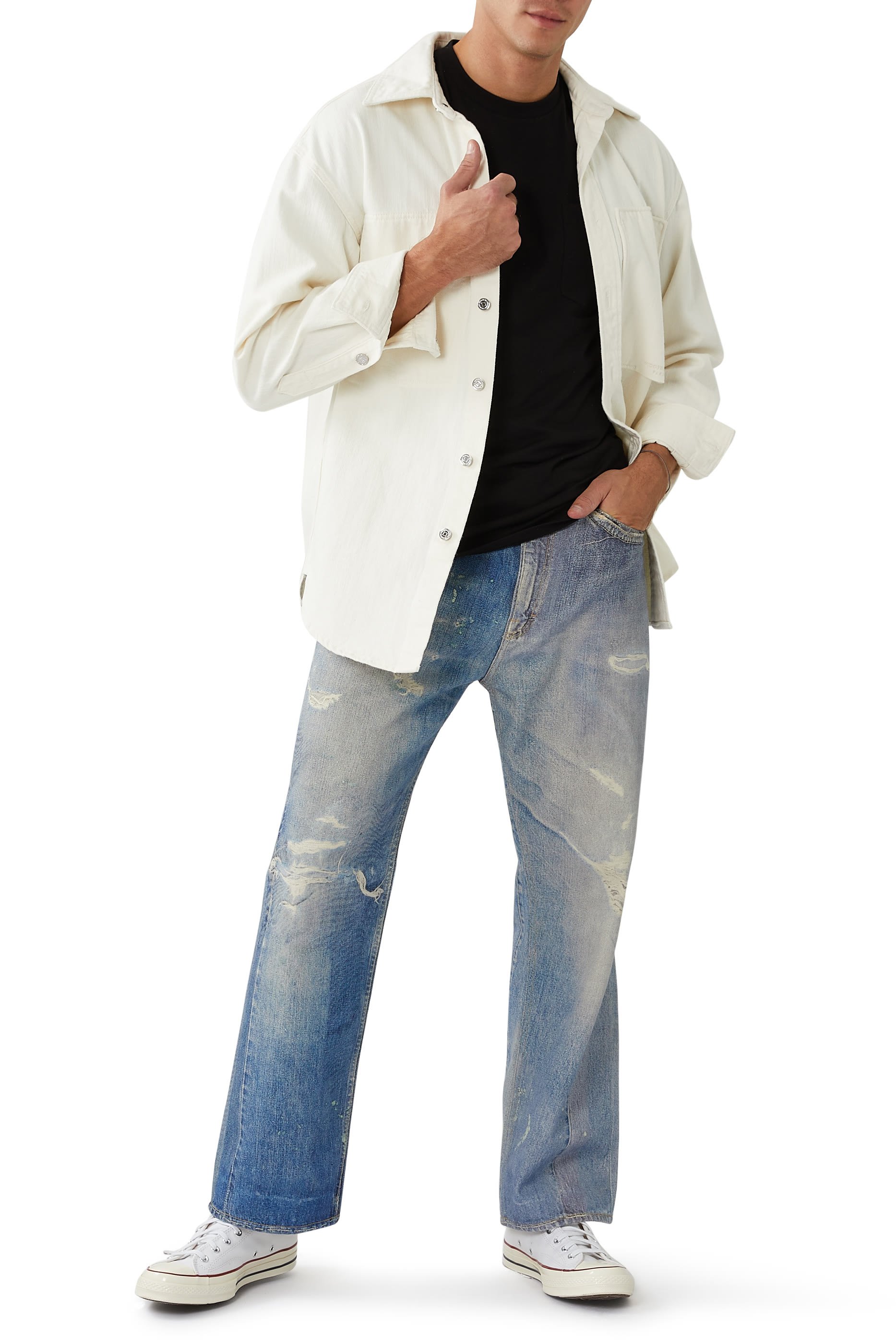 تيشيرت بجيب وأكمام قصيرة