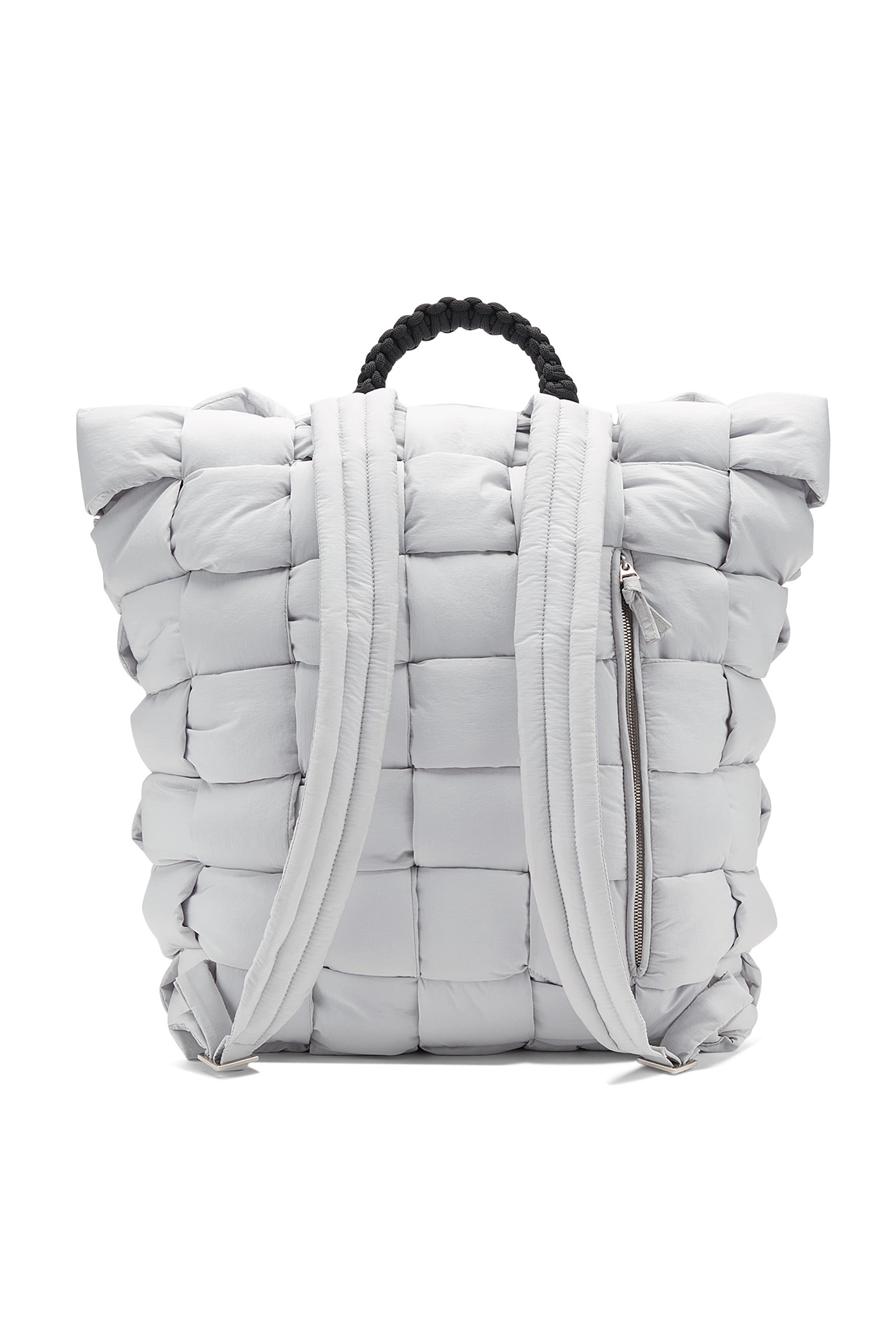 حقيبة ظهر بتصميم مبطن