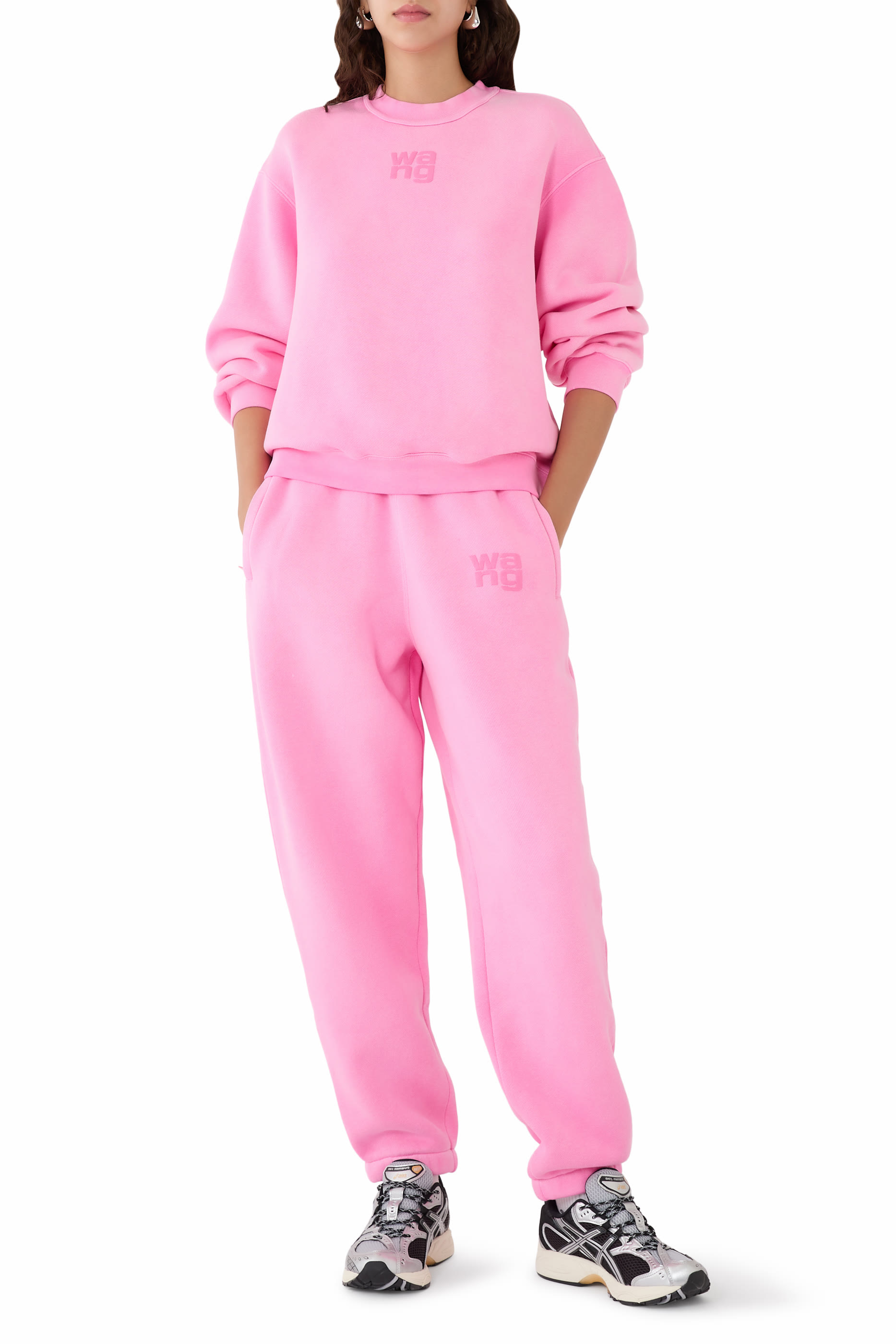 سويت شيرت بشعار الماركة بتصميم منفوخ