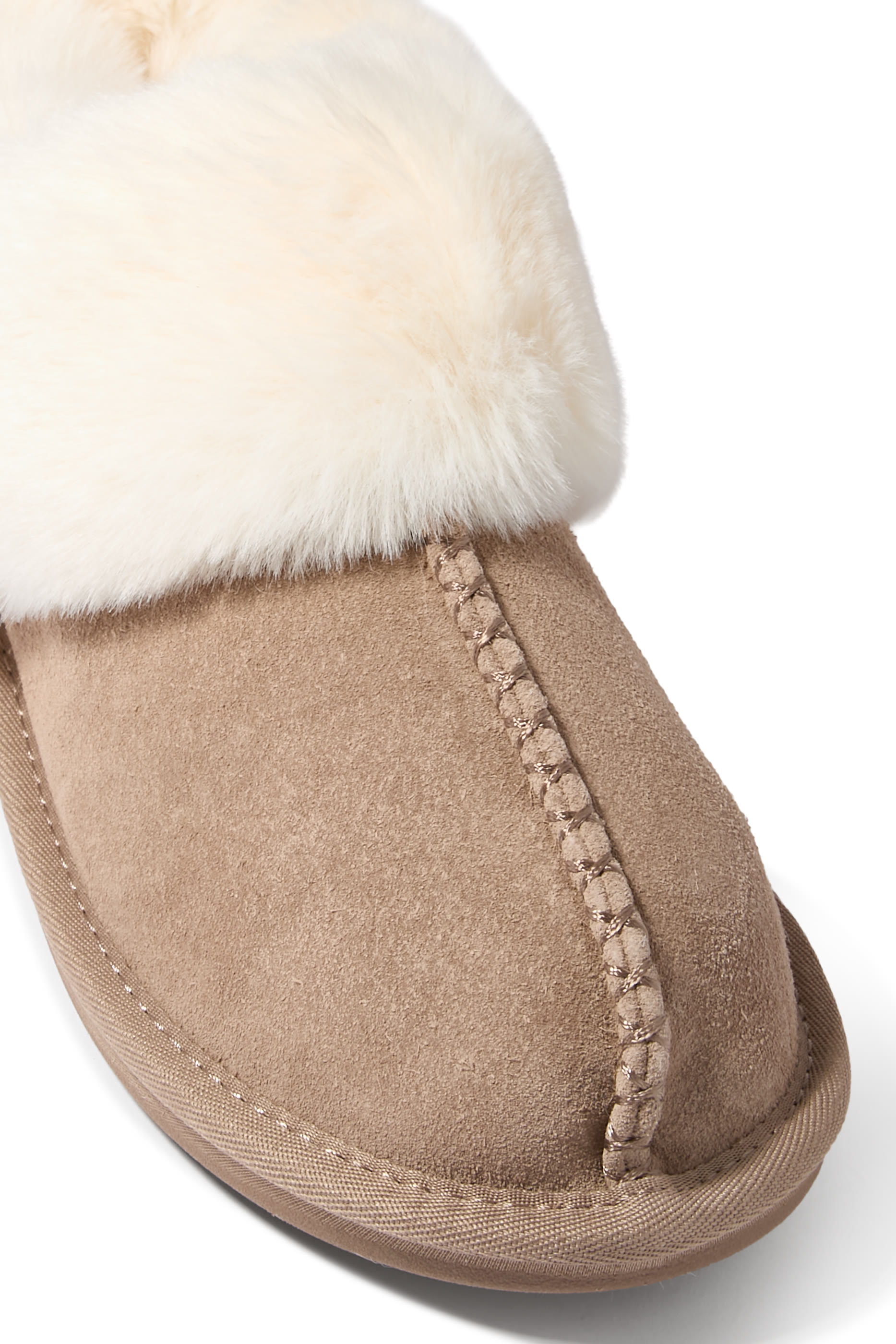 حذاء خفيف مفتوح من الخلف شمواه