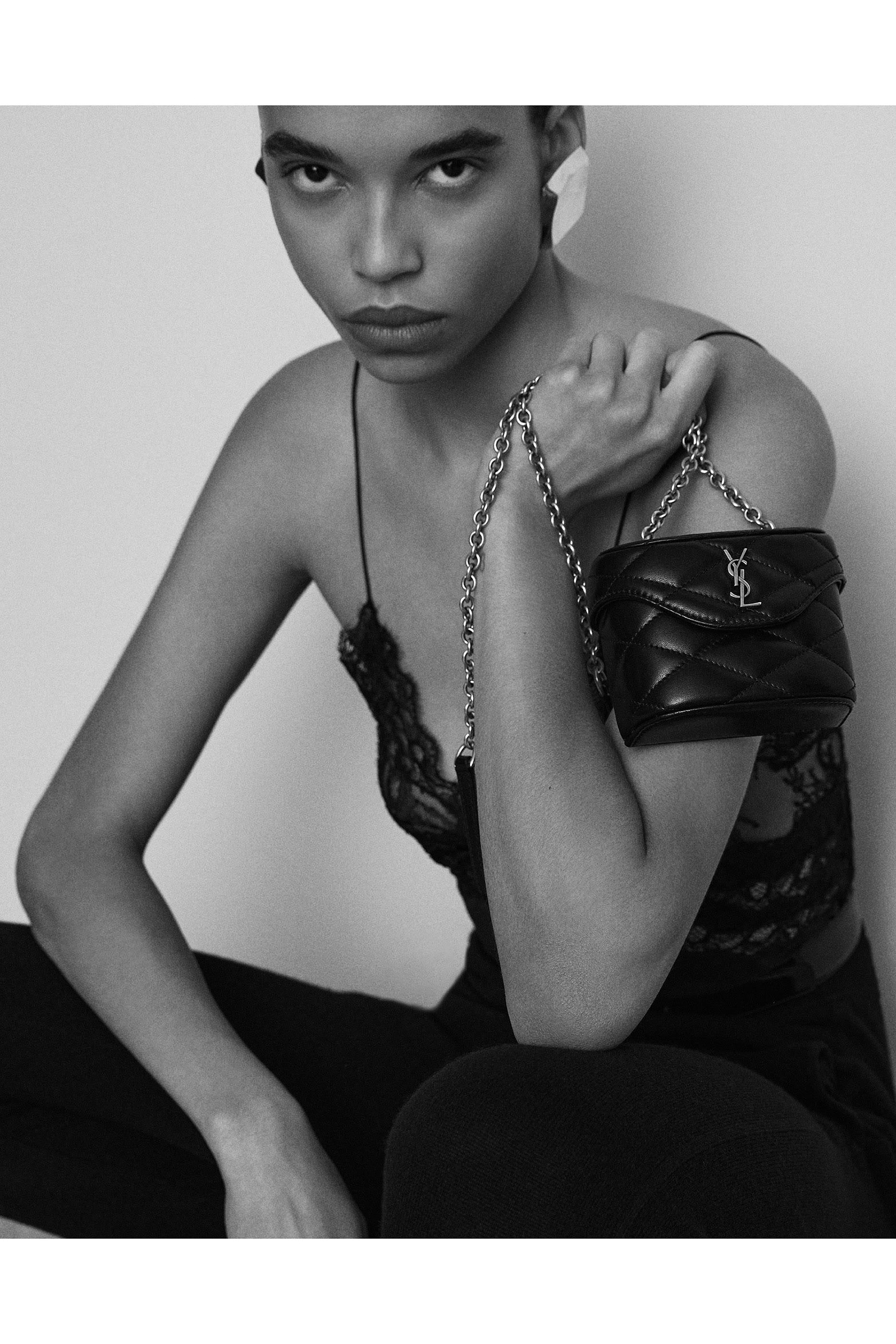 حقيبة جون مايكرو بتصميم مربع