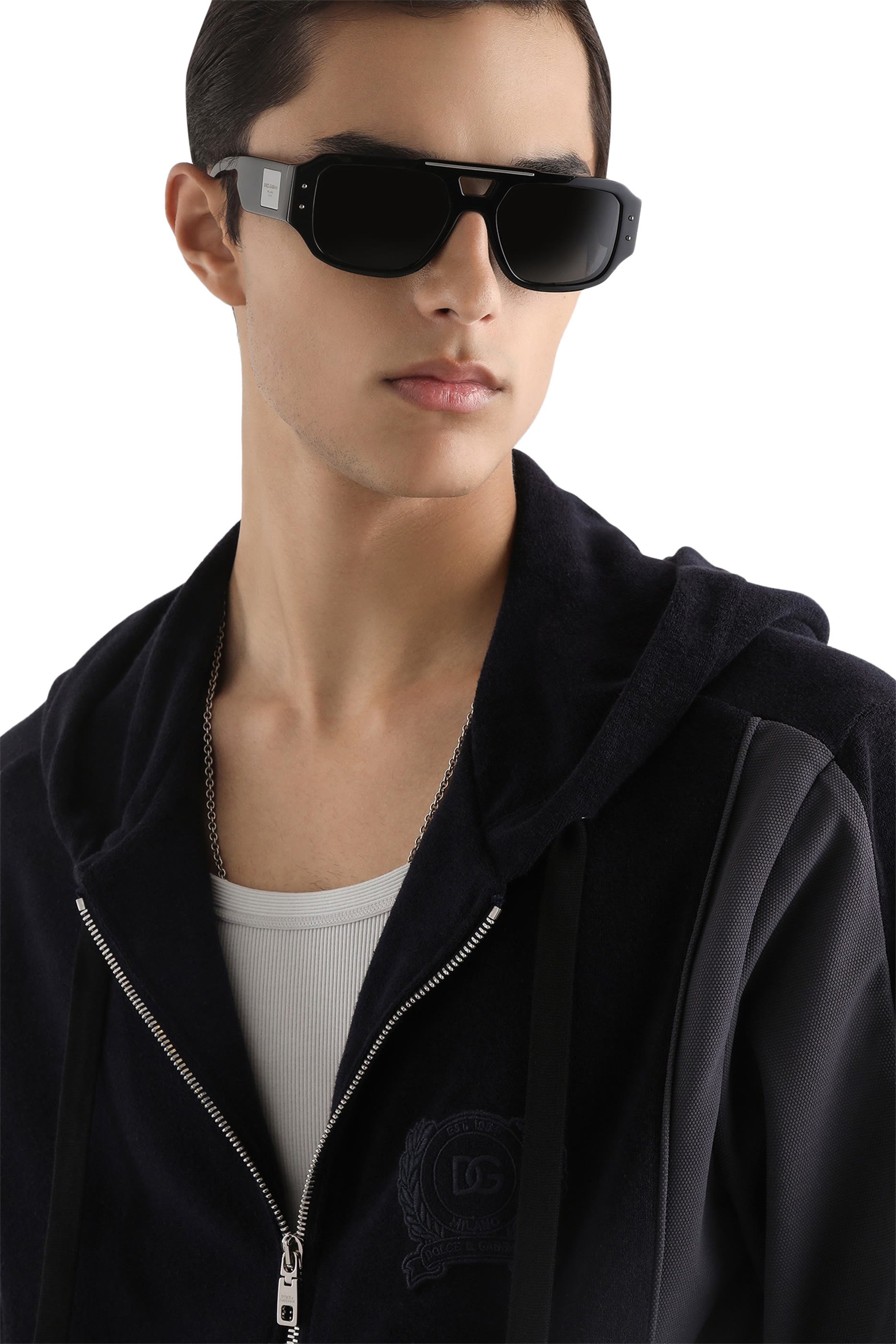 هودي بشعار الماركة