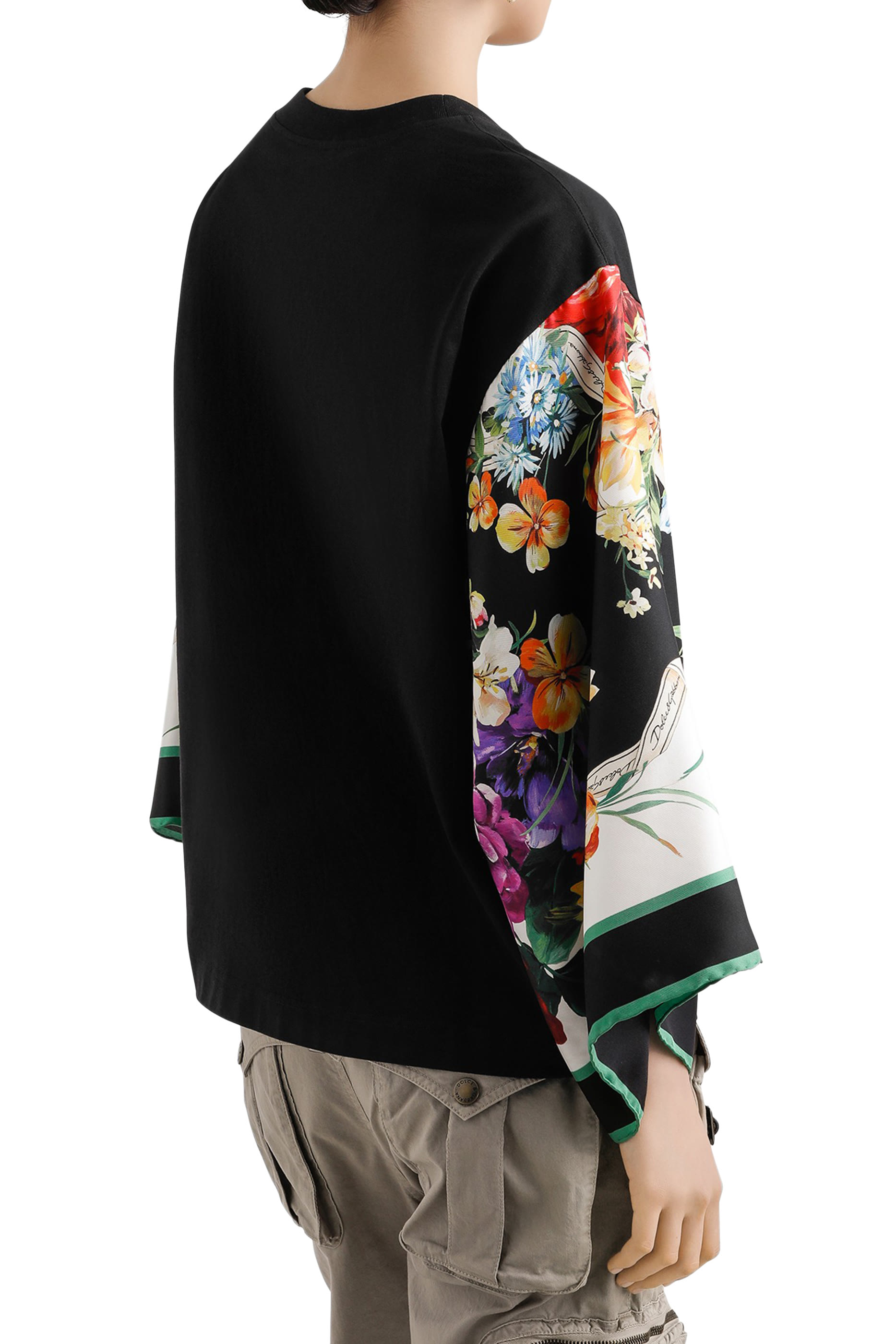 تيشيرت بوشاح حرير