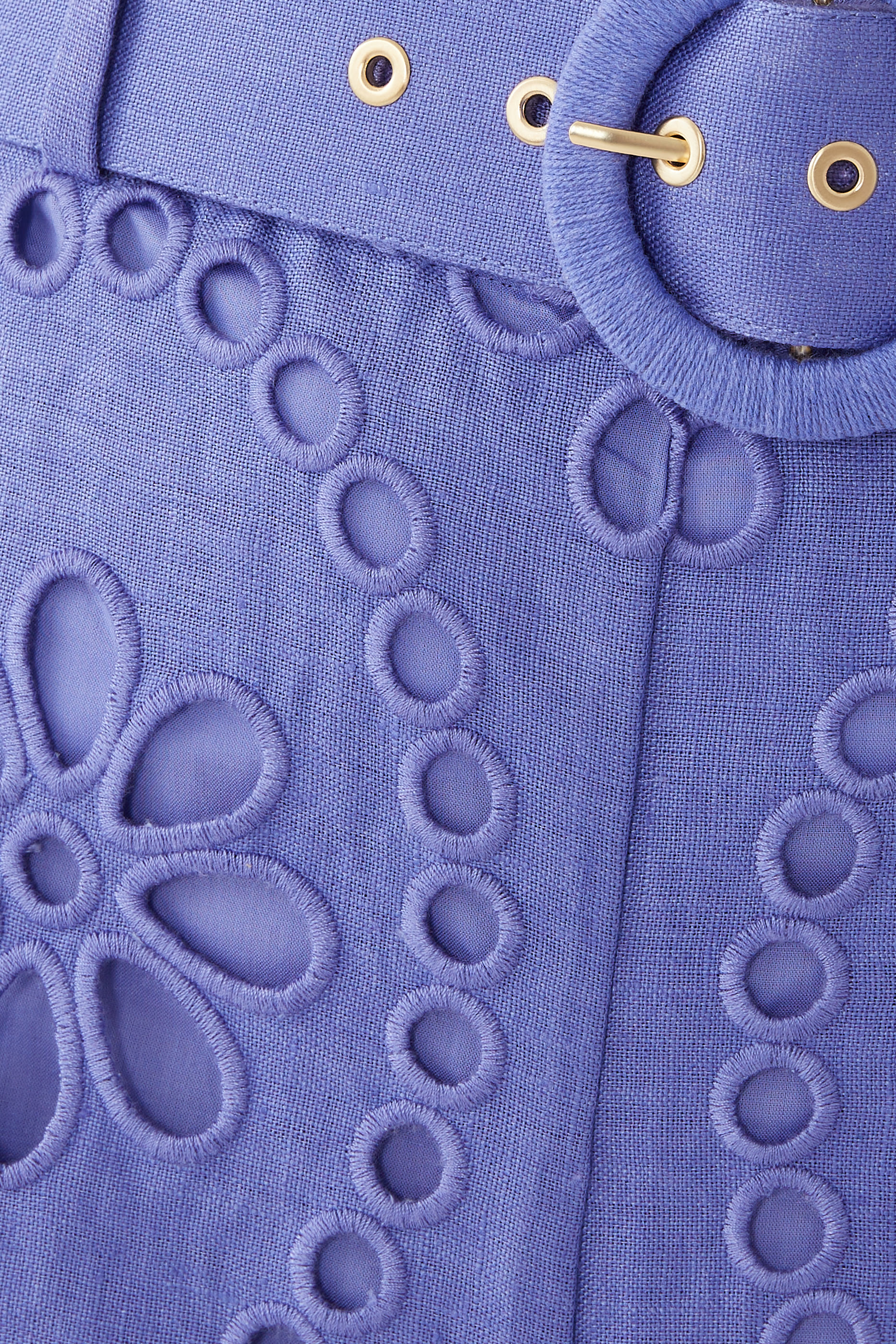 بنطال قصير بوب بتطريزات