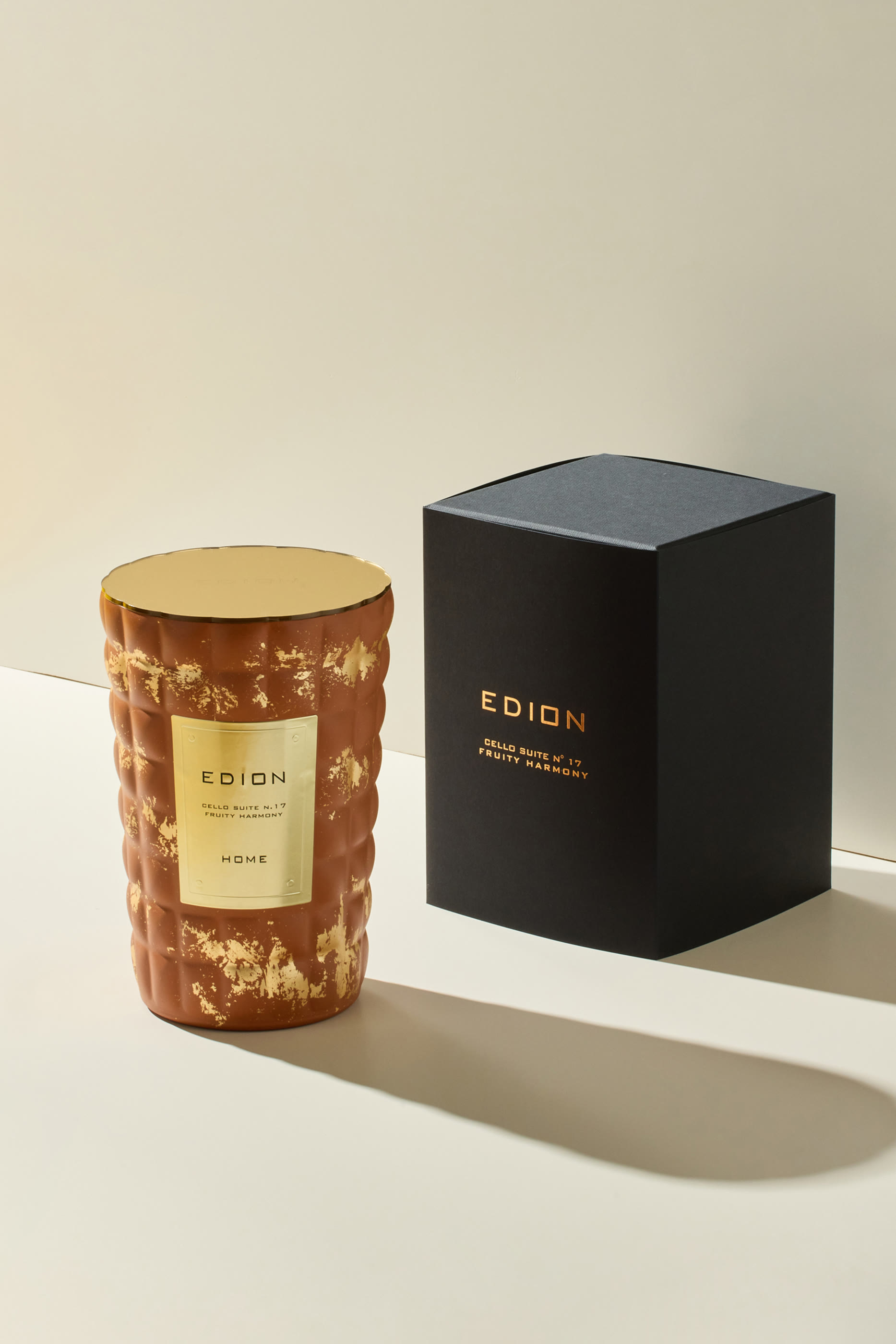 شمعة معطرة فرويتي هارموني نمبر 7