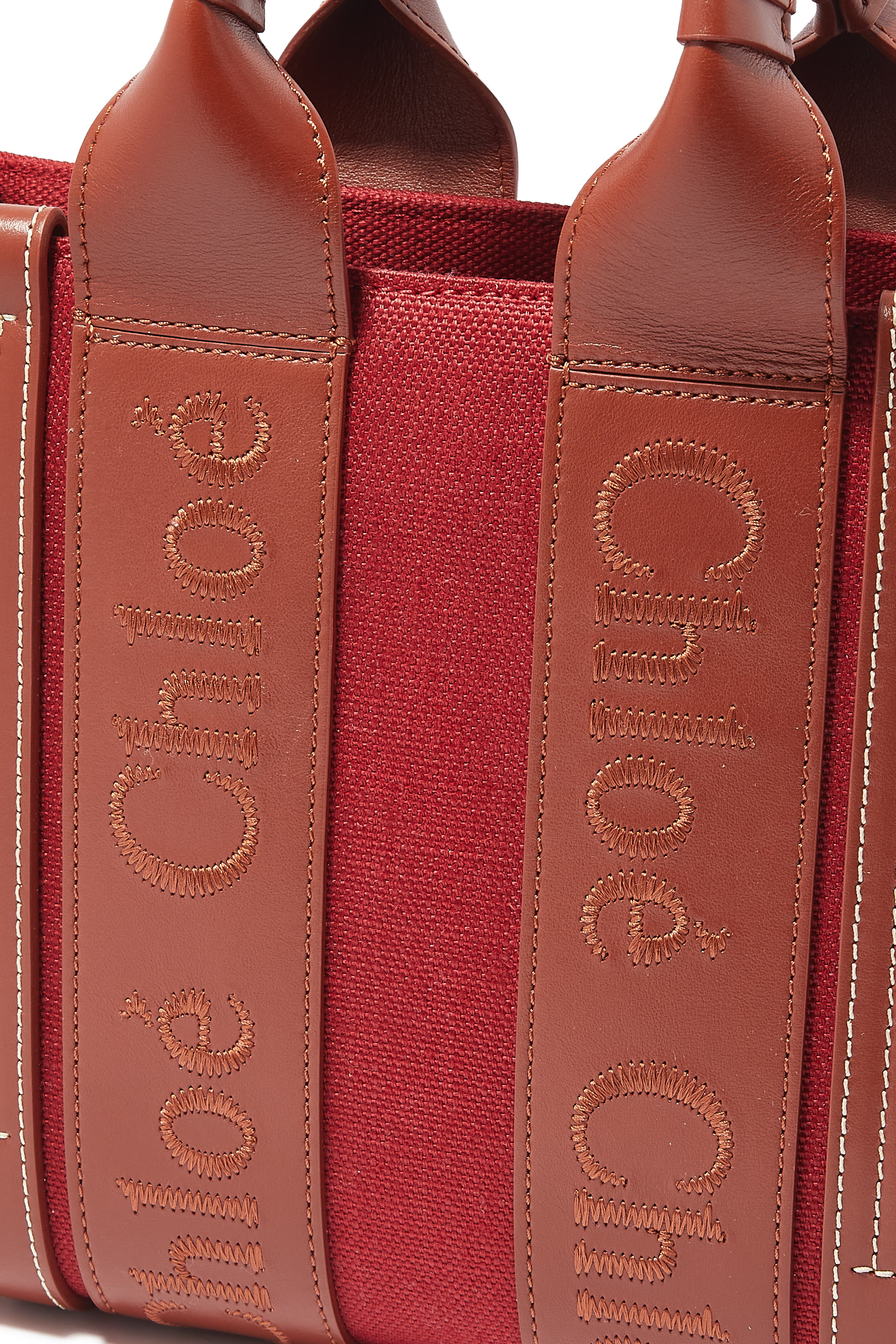 حقيبة يد وودي صغيرة