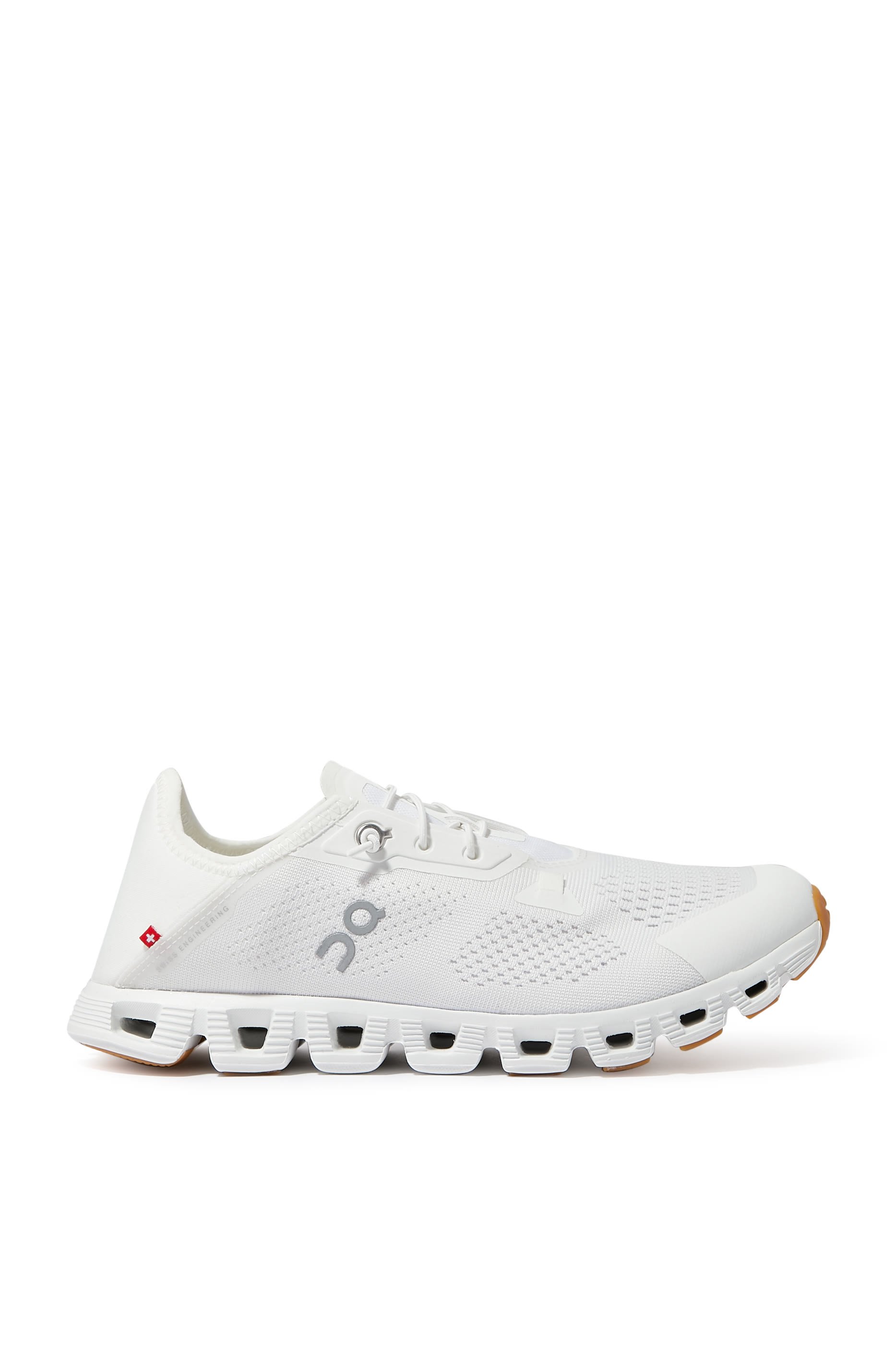 سنيكرز كلاود 5 كوست بكاحل منخفض للجري للنساء