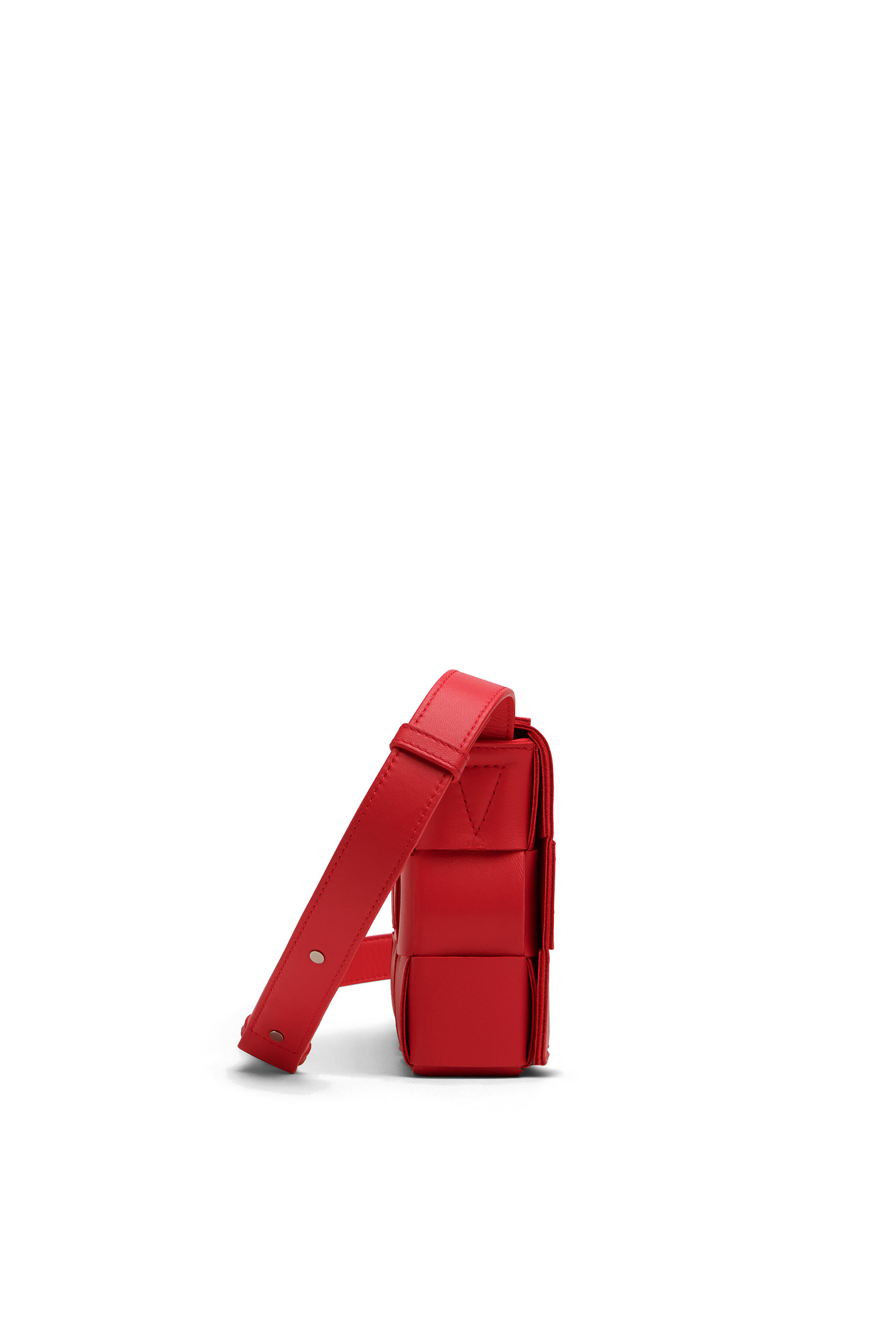 حقيبة كروس كاسيت صغيرة