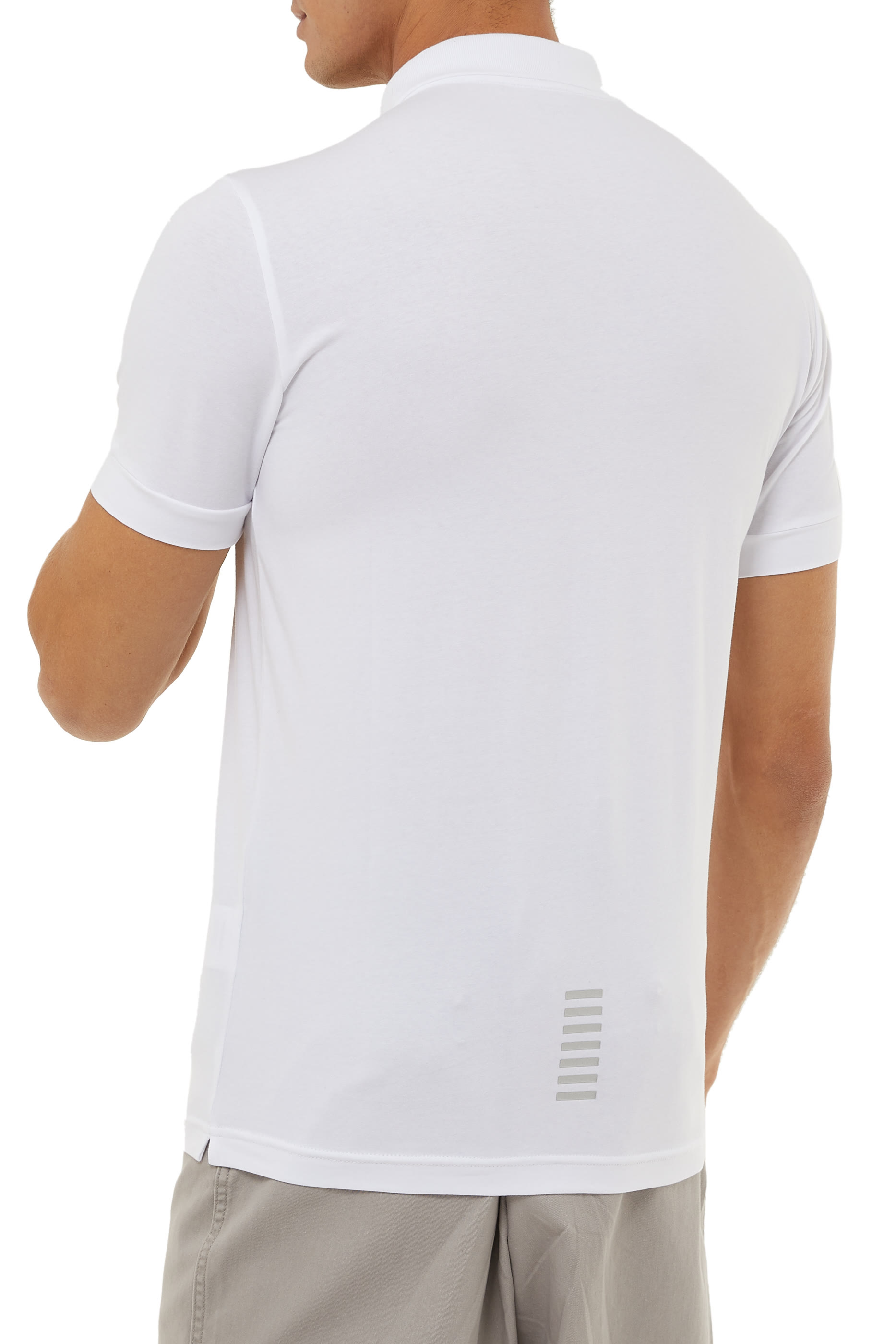 قميص بولو بشعار الماركة