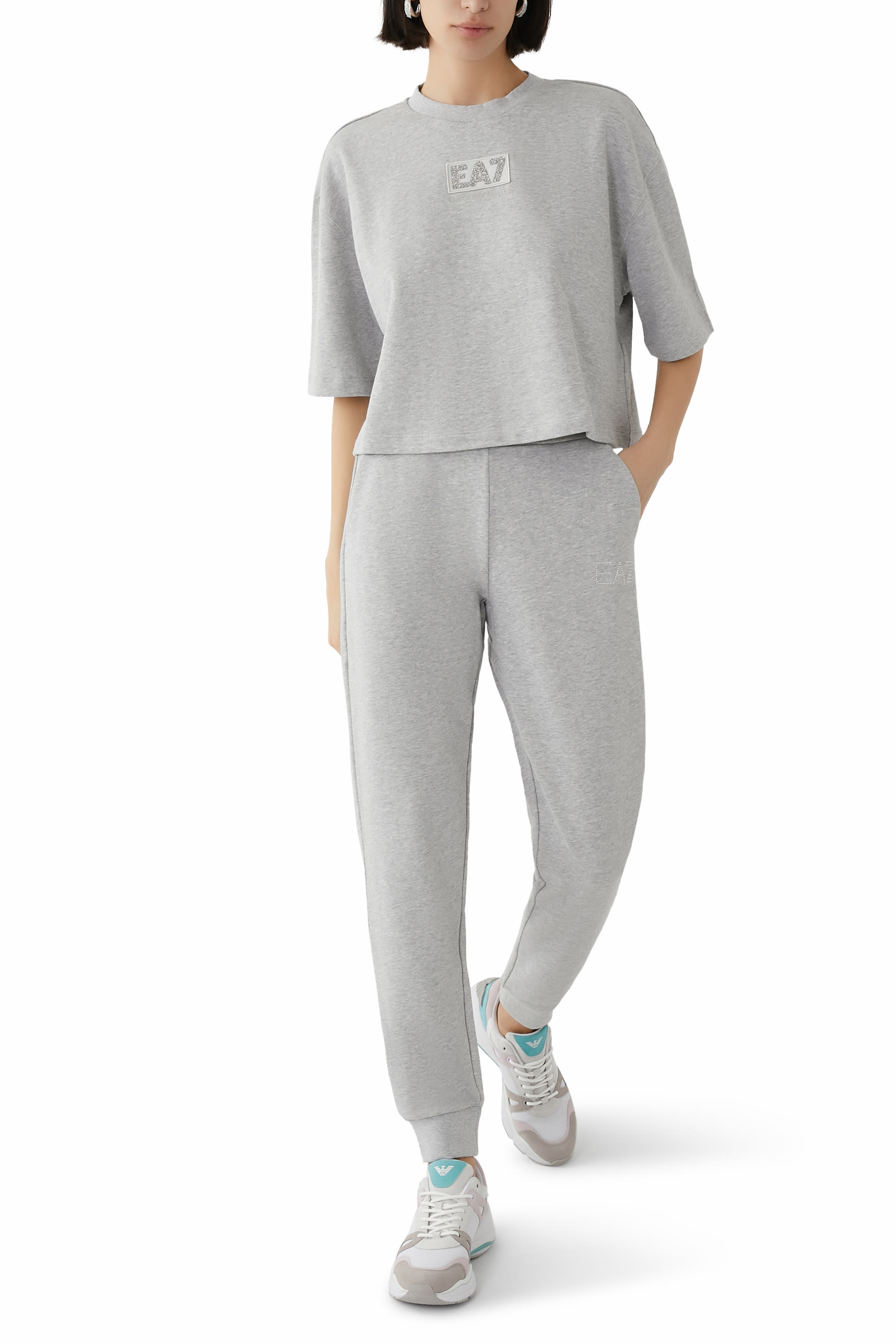 تيشيرت قصير  بشعار الماركة