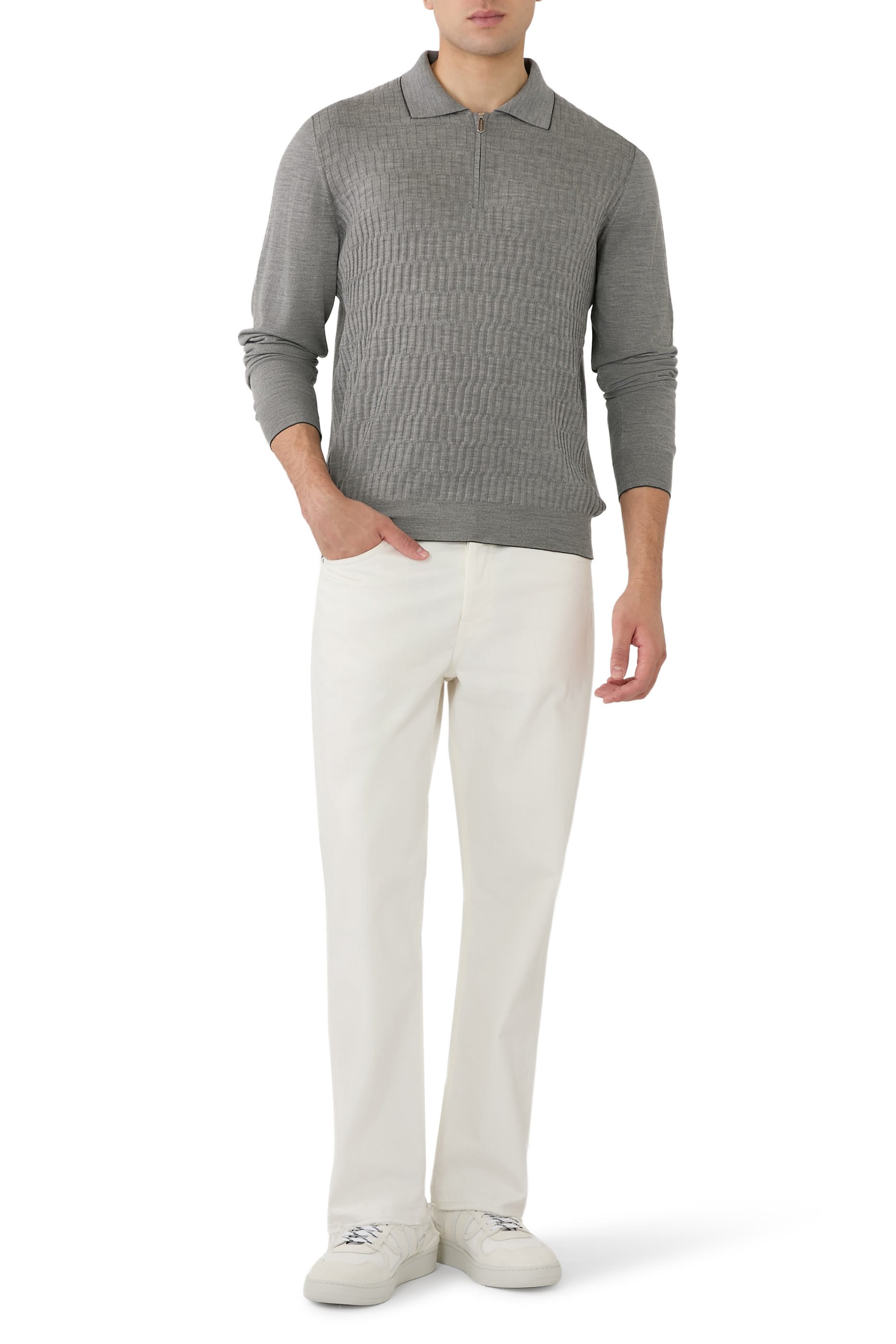 تيشيرت بولو بأكمام طويلة وسحاب