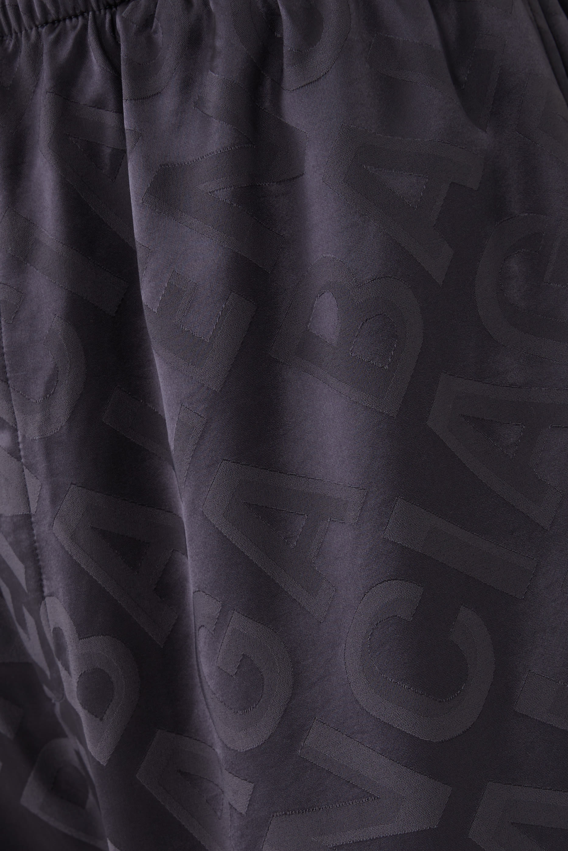 بنطال بيجامة بشعار حرفي الماركة جاكار