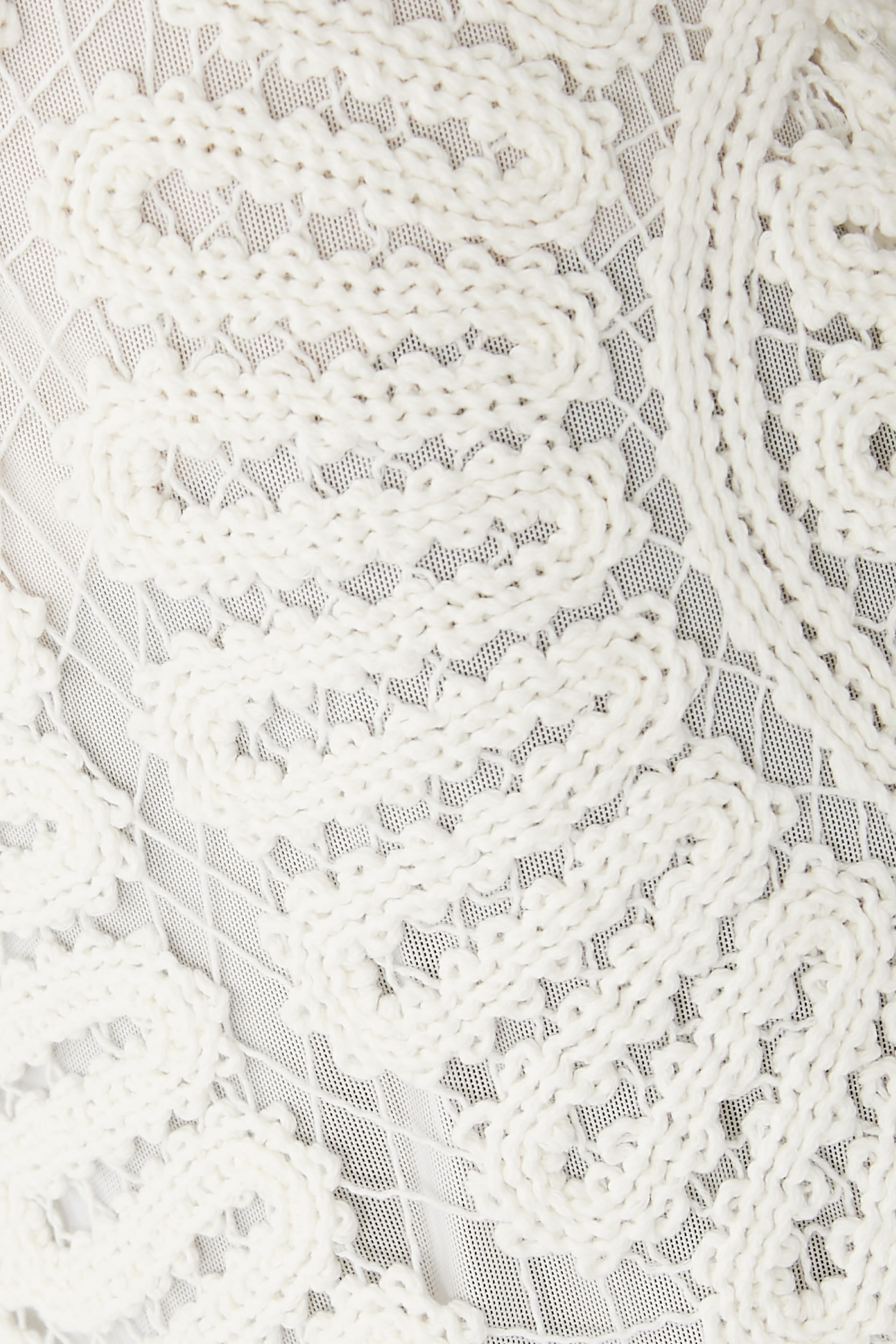 فستان لوريلاي متوسط ​​الطول مطرز