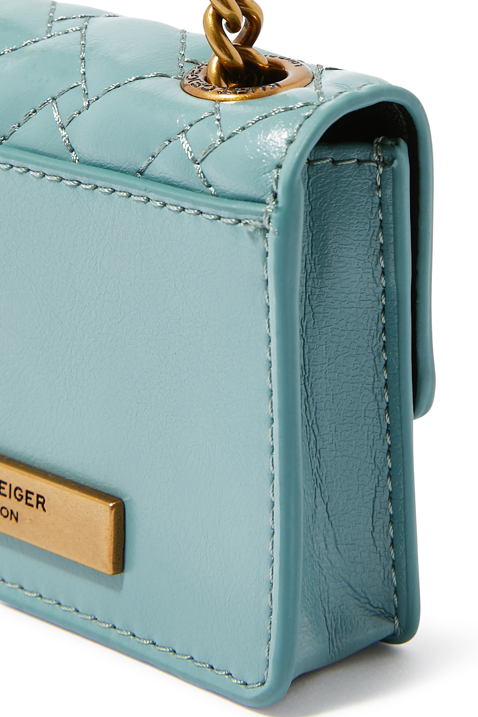 محفظة كينسينغتون صغيرة بسلسلة