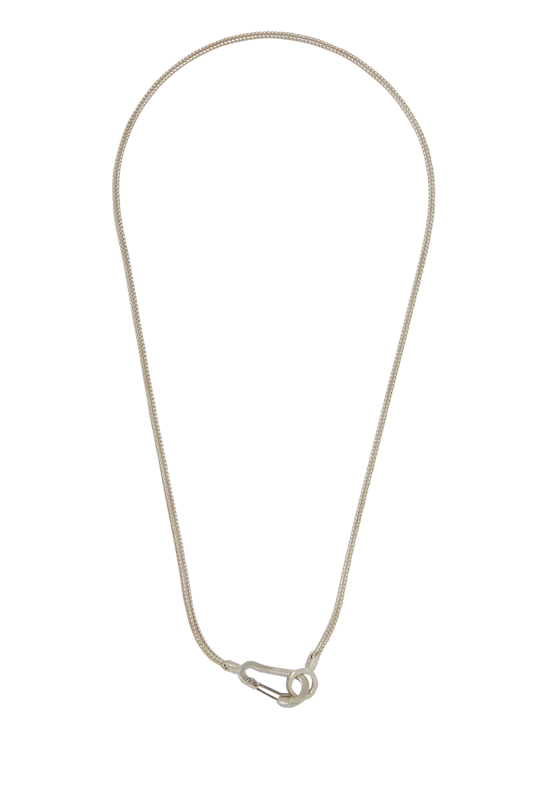 قلادة سنيك بحلقة معدنية