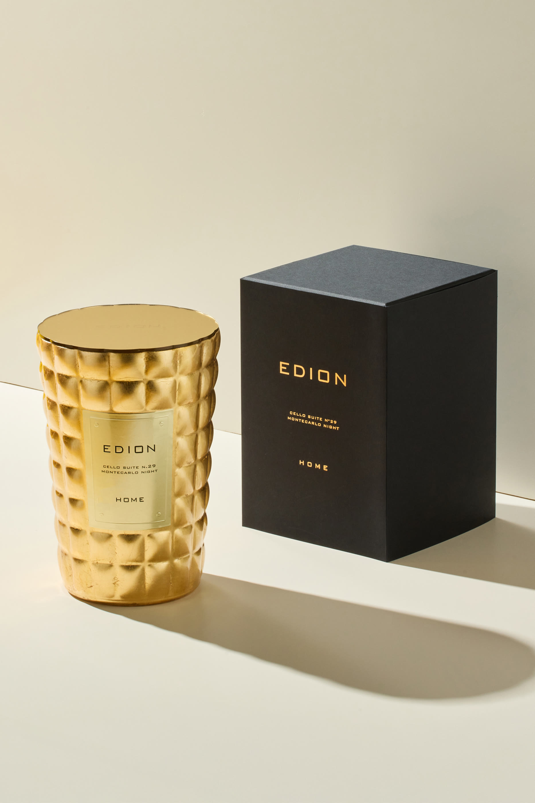 شمعة مونت كارلو نايت نمبر 29 معطرة فاخرة