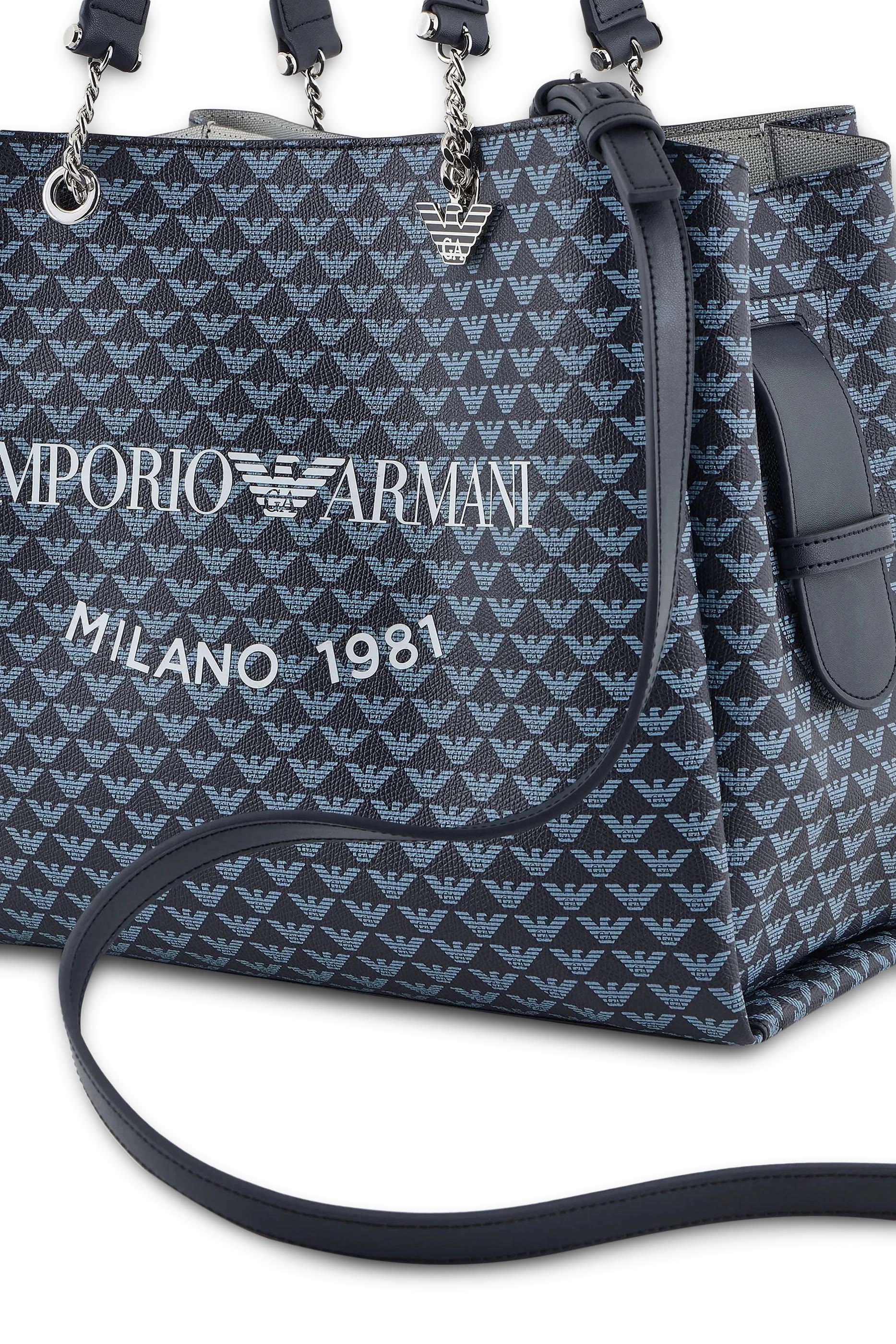 حقيبة يد مزينة كليا بنقشة شعار الماركة وحلية النسر