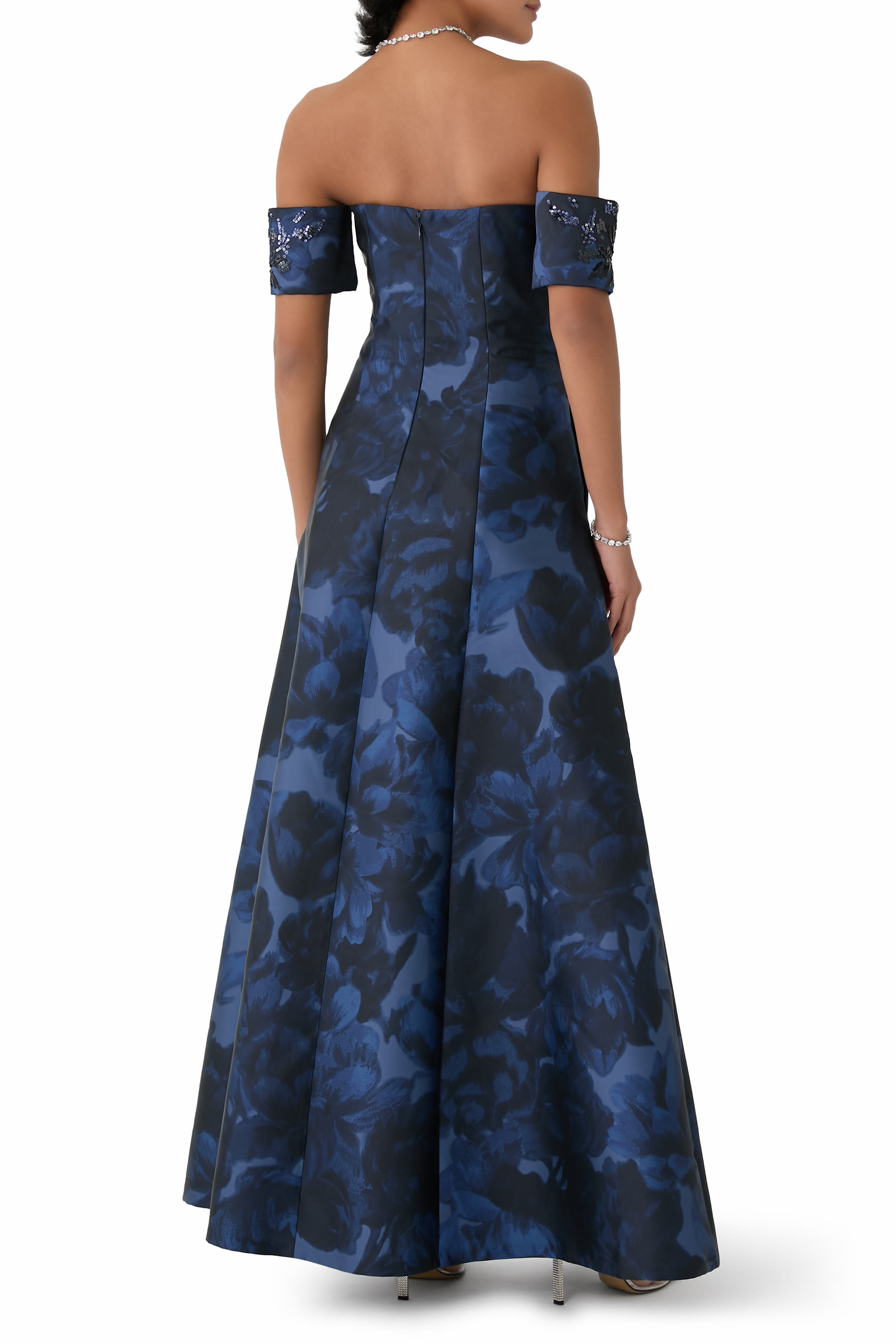 فستان سهرة فيفيين