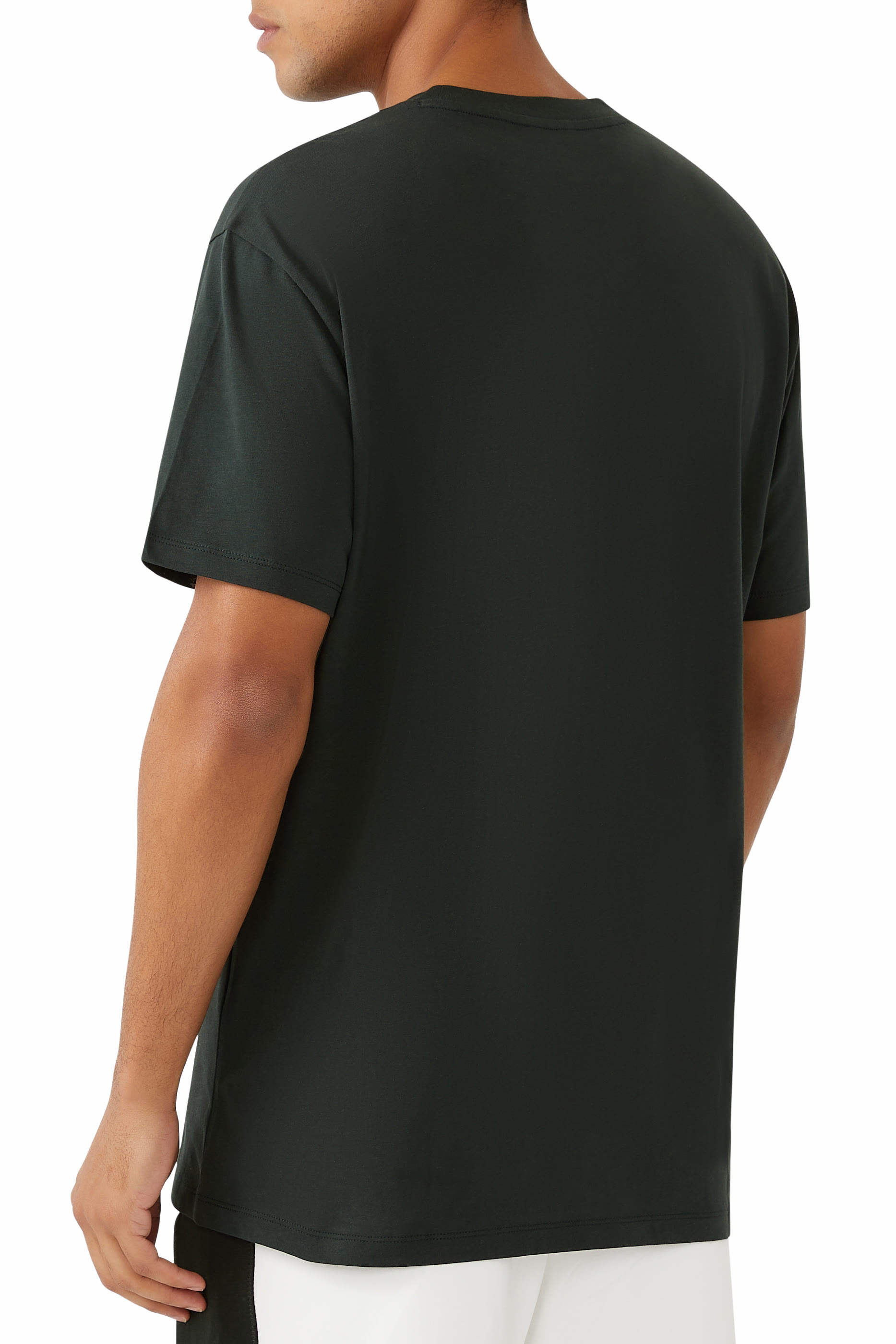 تيشيرت بشعار الماركة