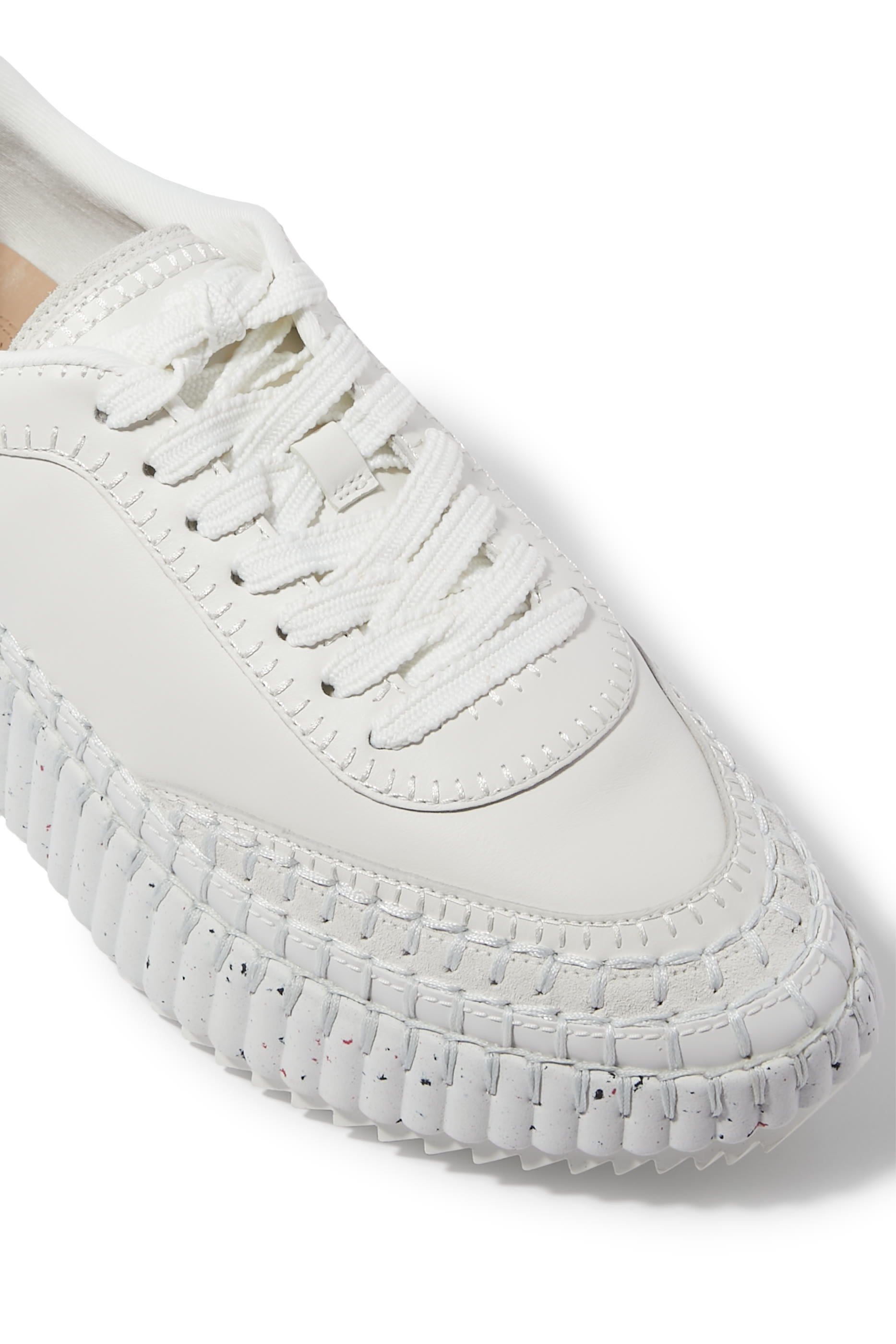 سنيكرز ناما