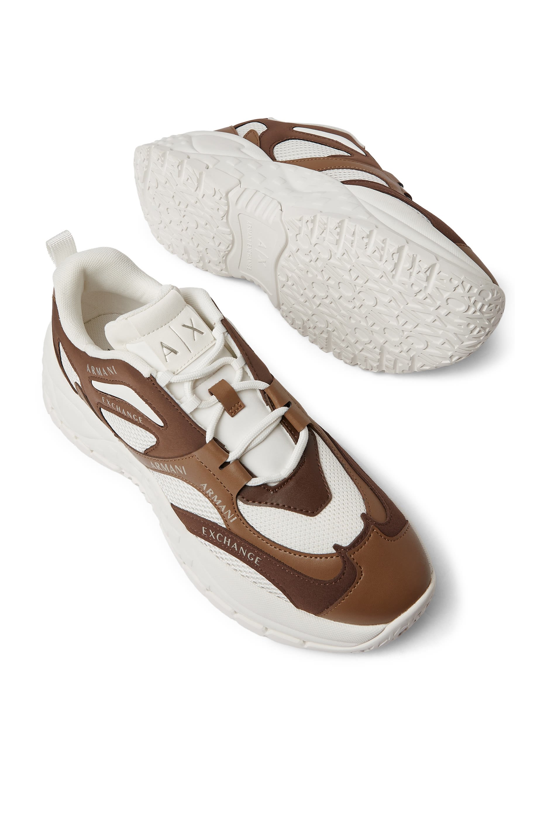 سنيكرز سامر بيتس بكاحل منخفض