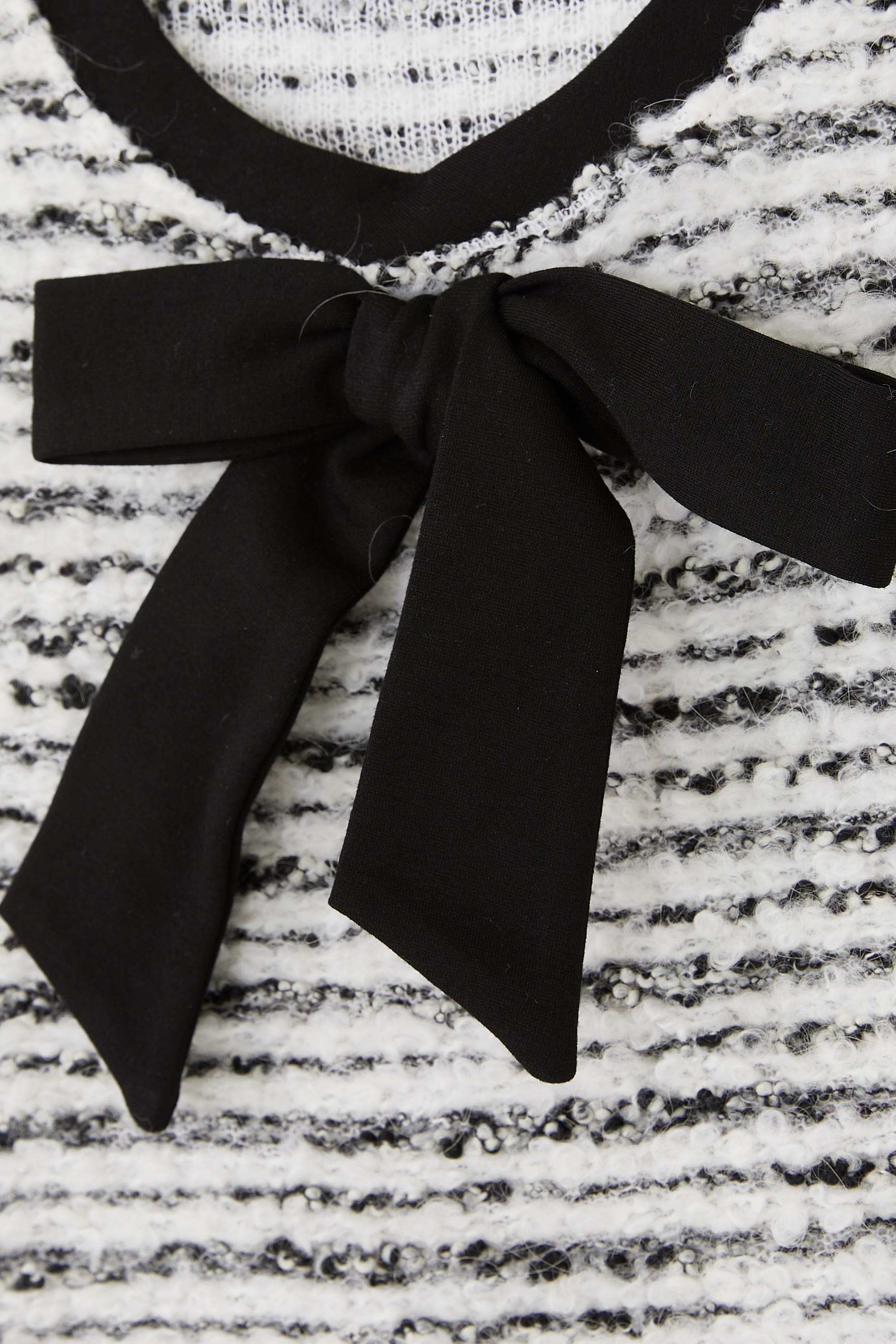 فيست منسوج مزين بحواف للأطفال