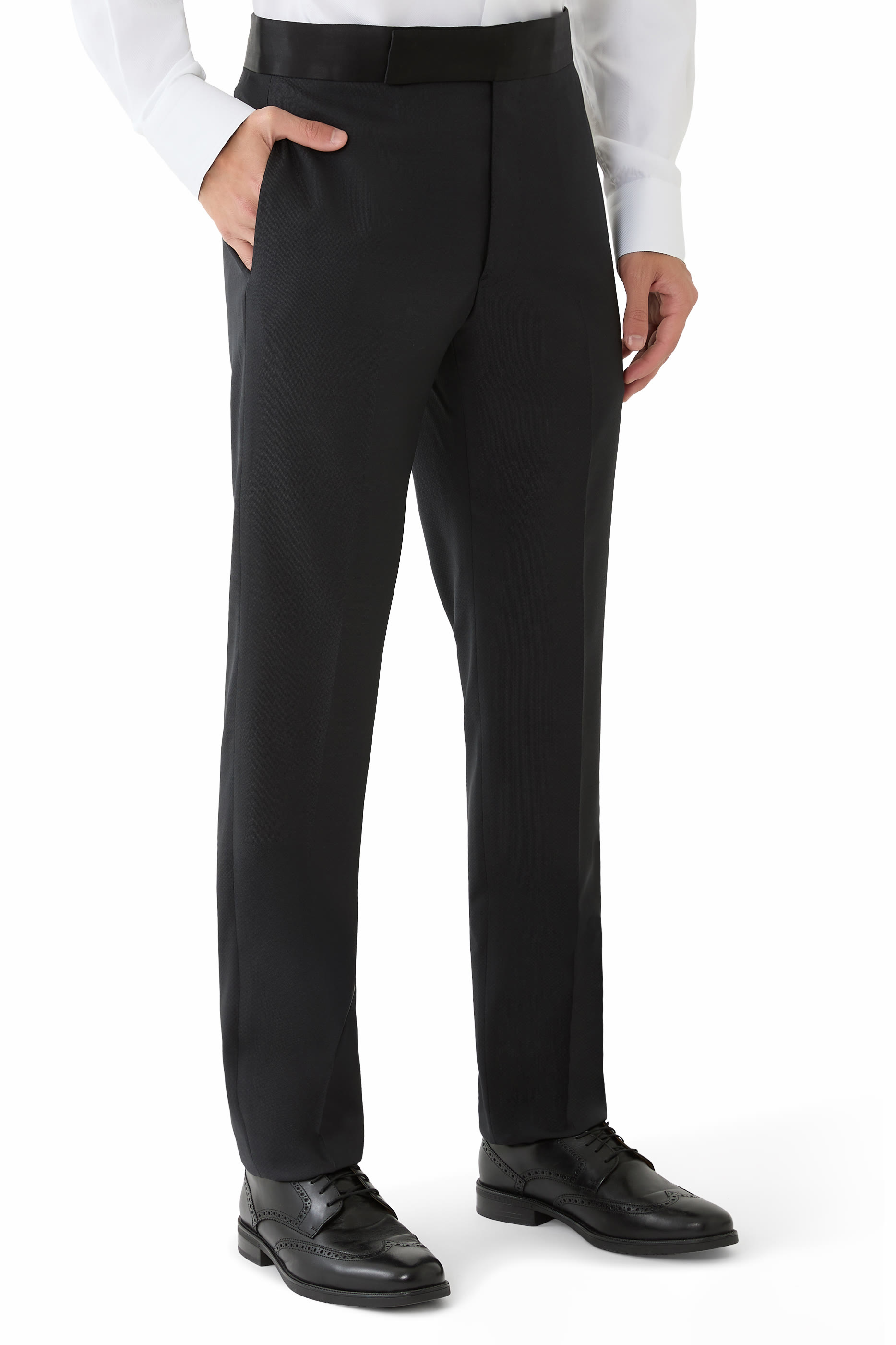 طقم بدلة توكسيدو ام لاين