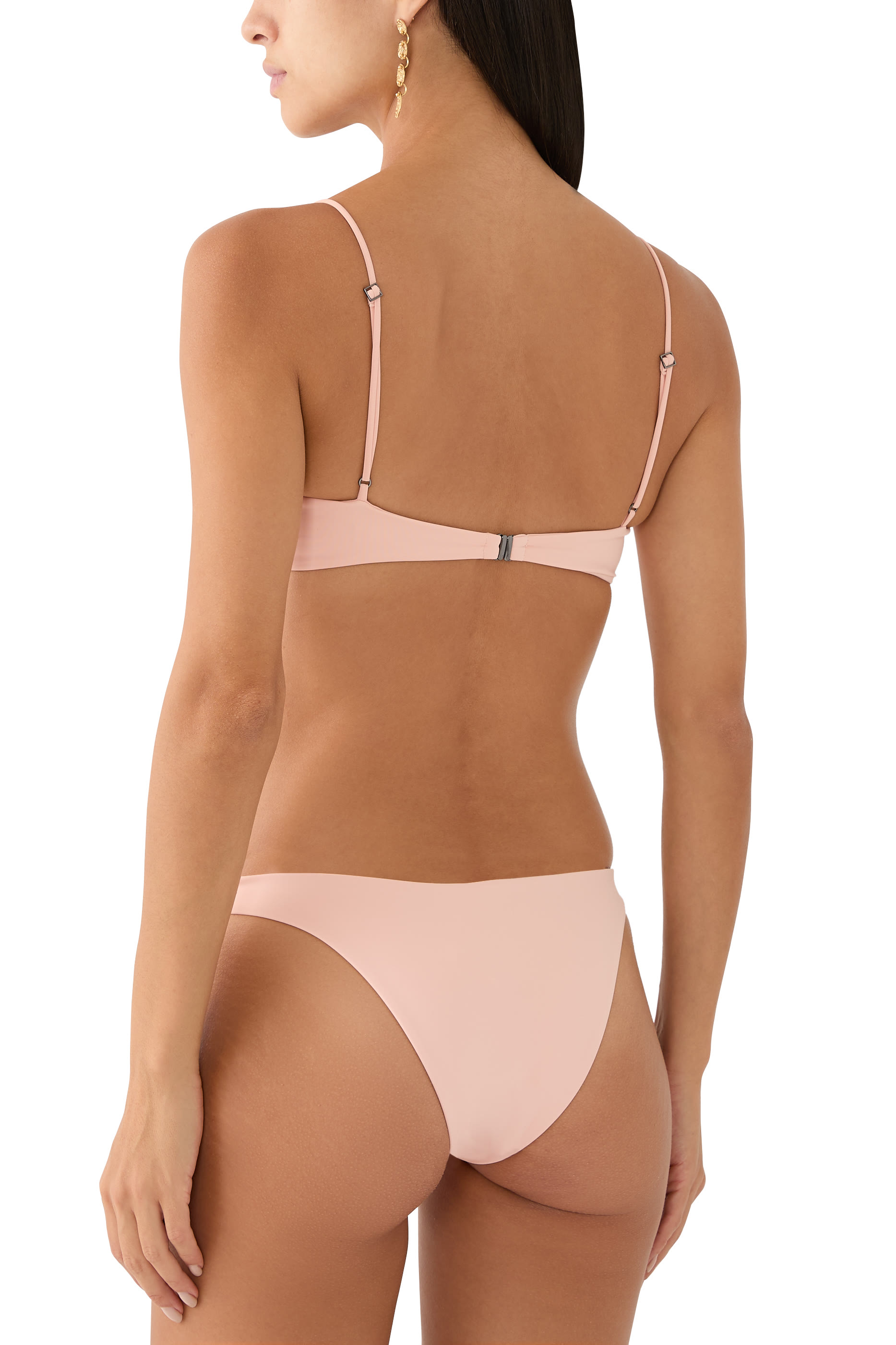 قطعة بيكيني علوية بيثانيا