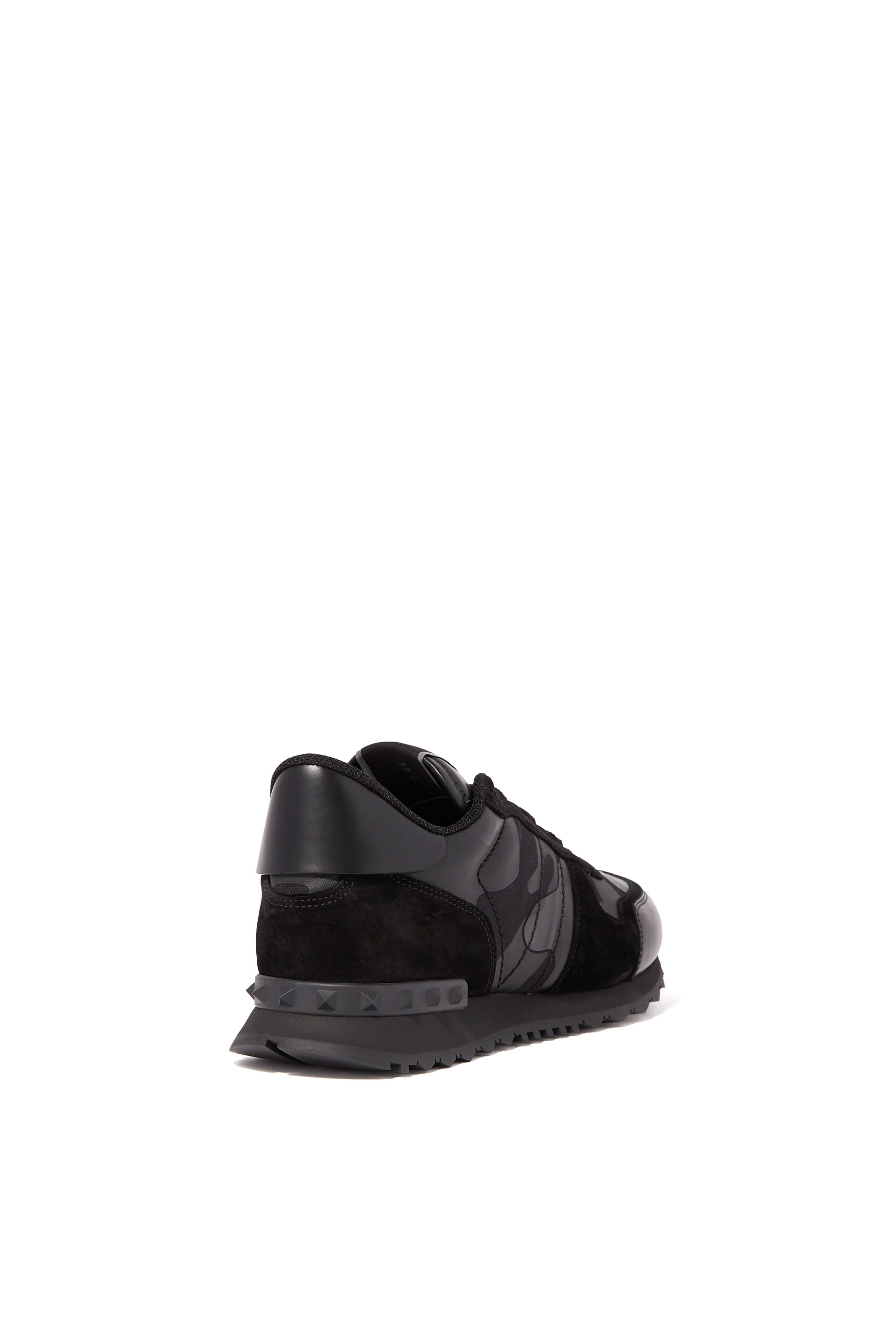 سنيكرز روك رانر جلد بنقشة مموهة سوداء