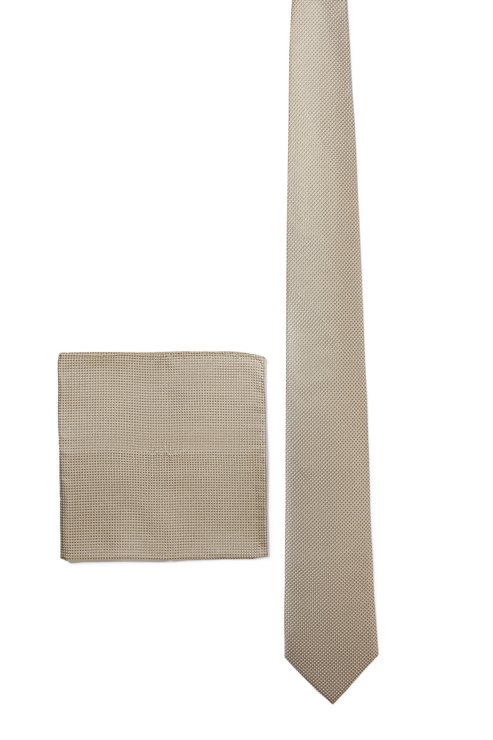 طقم ربطة عنق ومنديل جيب ايتش