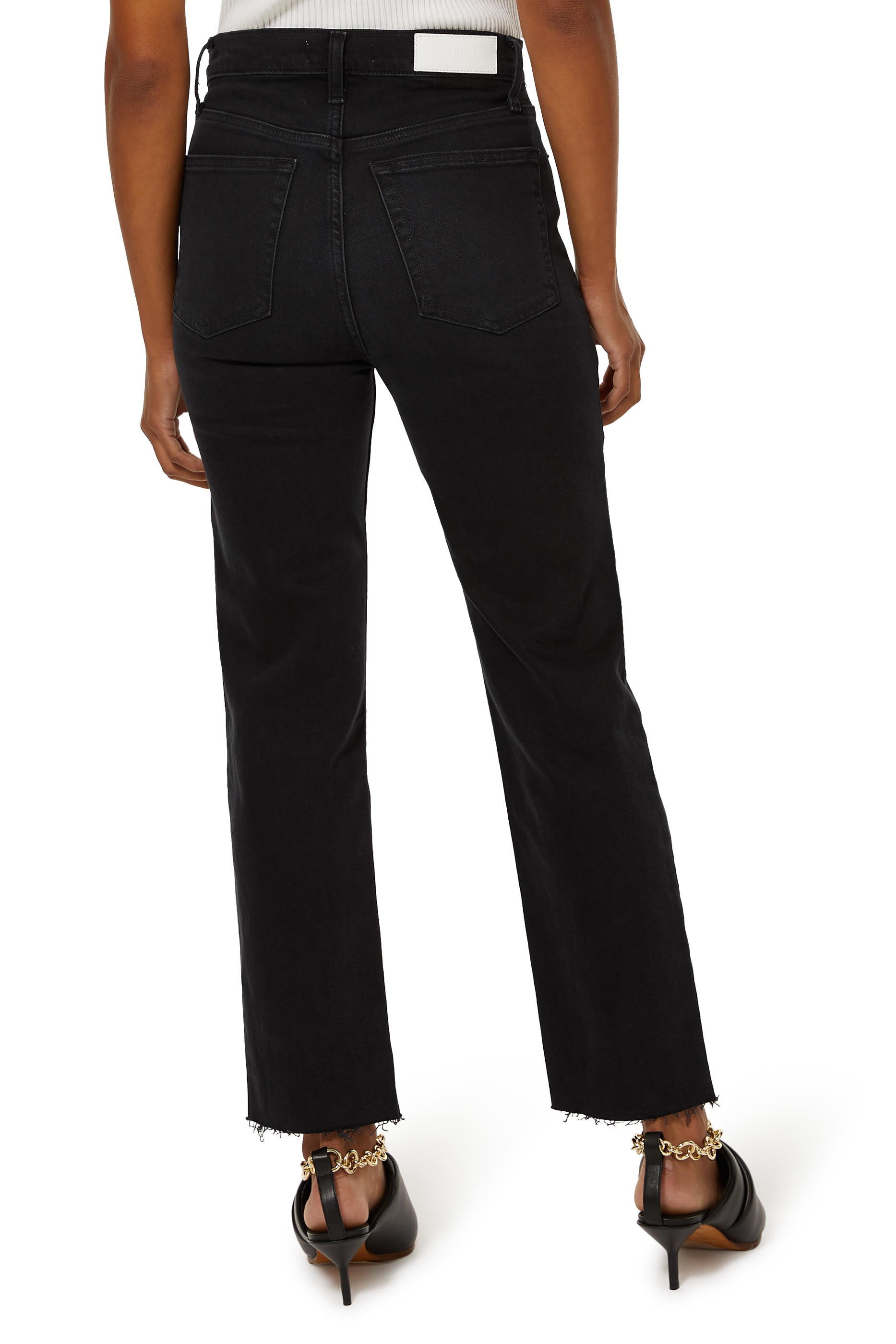 بنطال جينز بخصر مرتفع