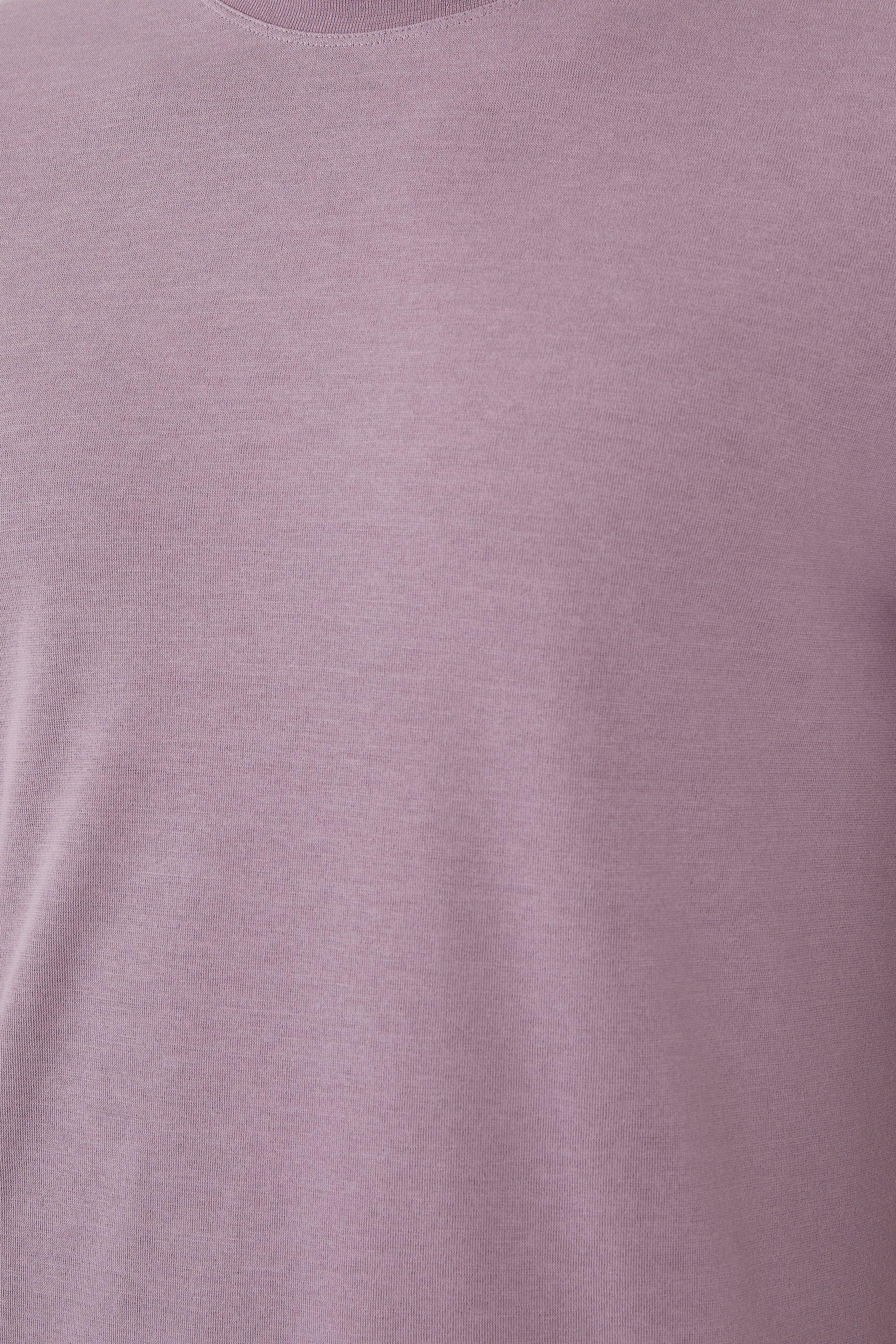 تيشيرت قطن بقصة ضيقة