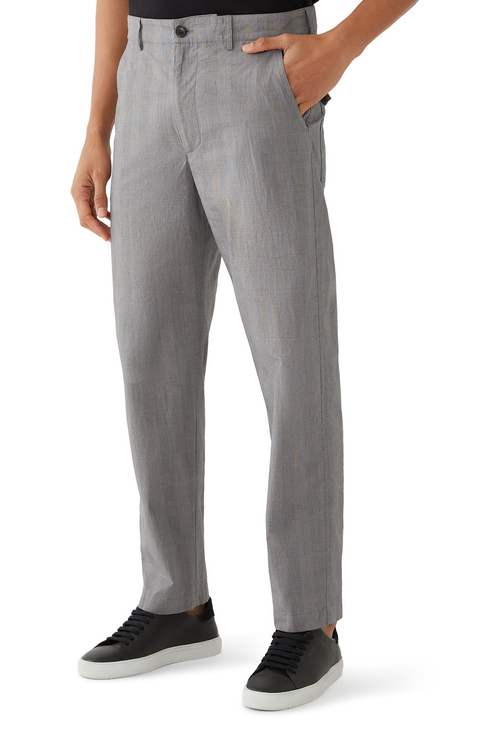 بنطال تشينو