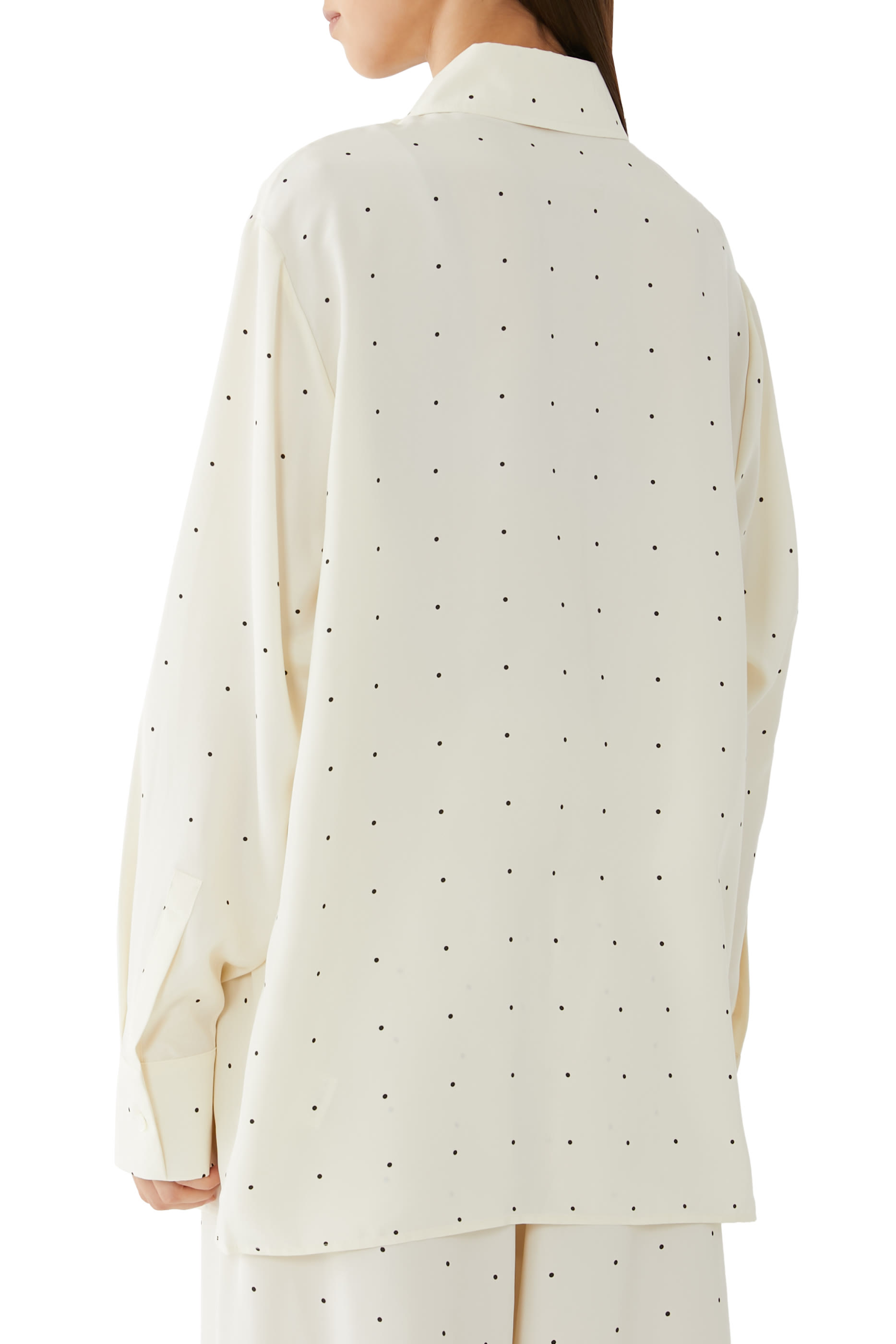 قميص بنقشة نقاط حرير