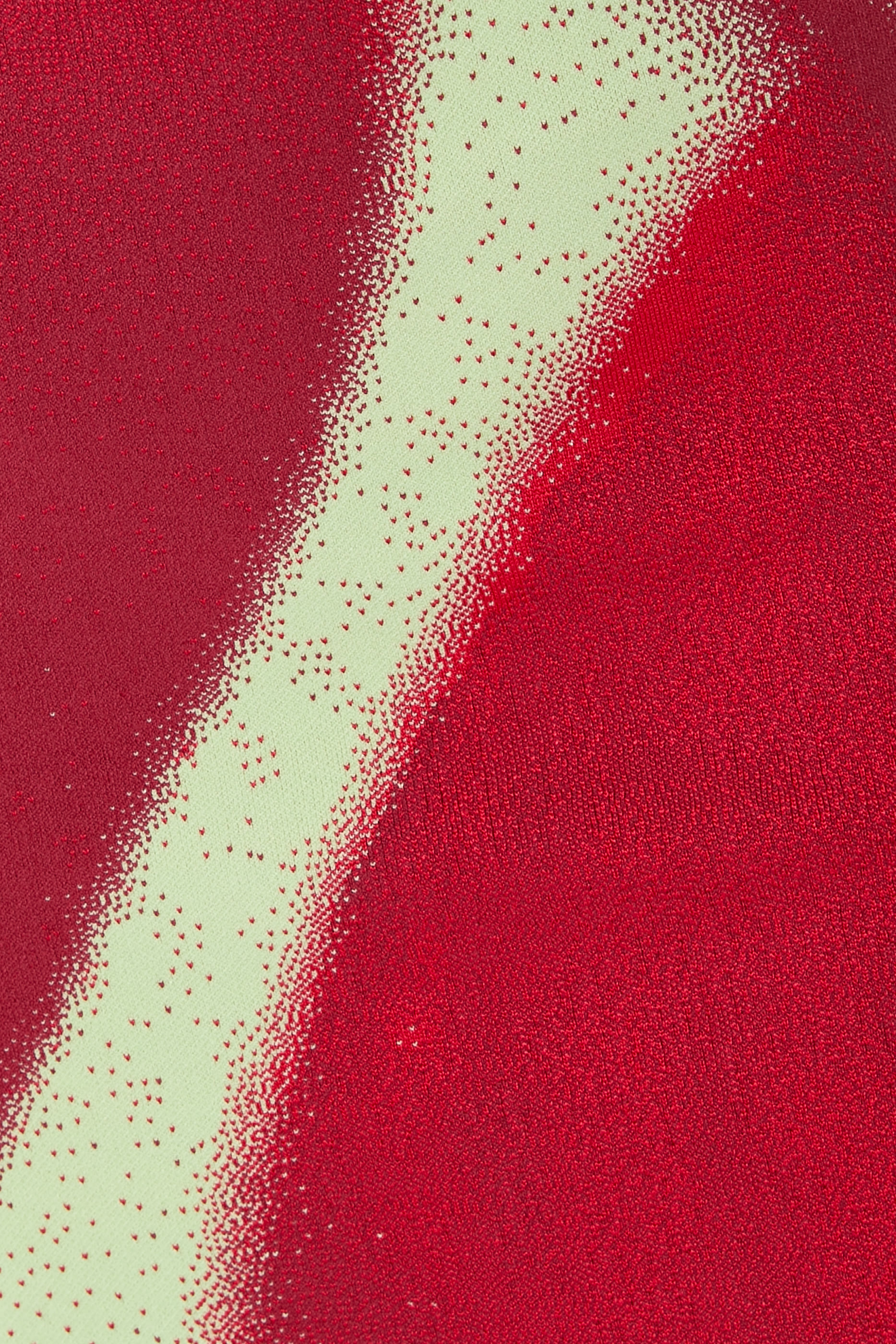 تنورة صوفي متوسطة الطول بنقشة كرز