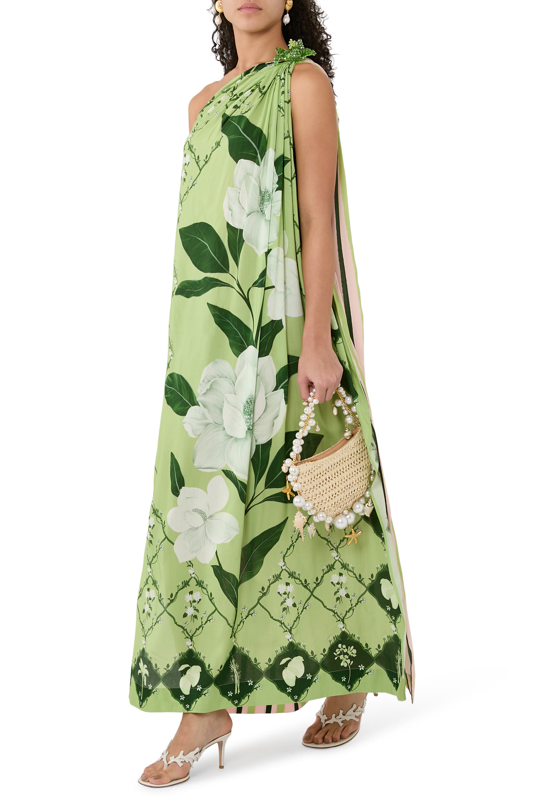 فستان توغا طويل مزين بكريستال